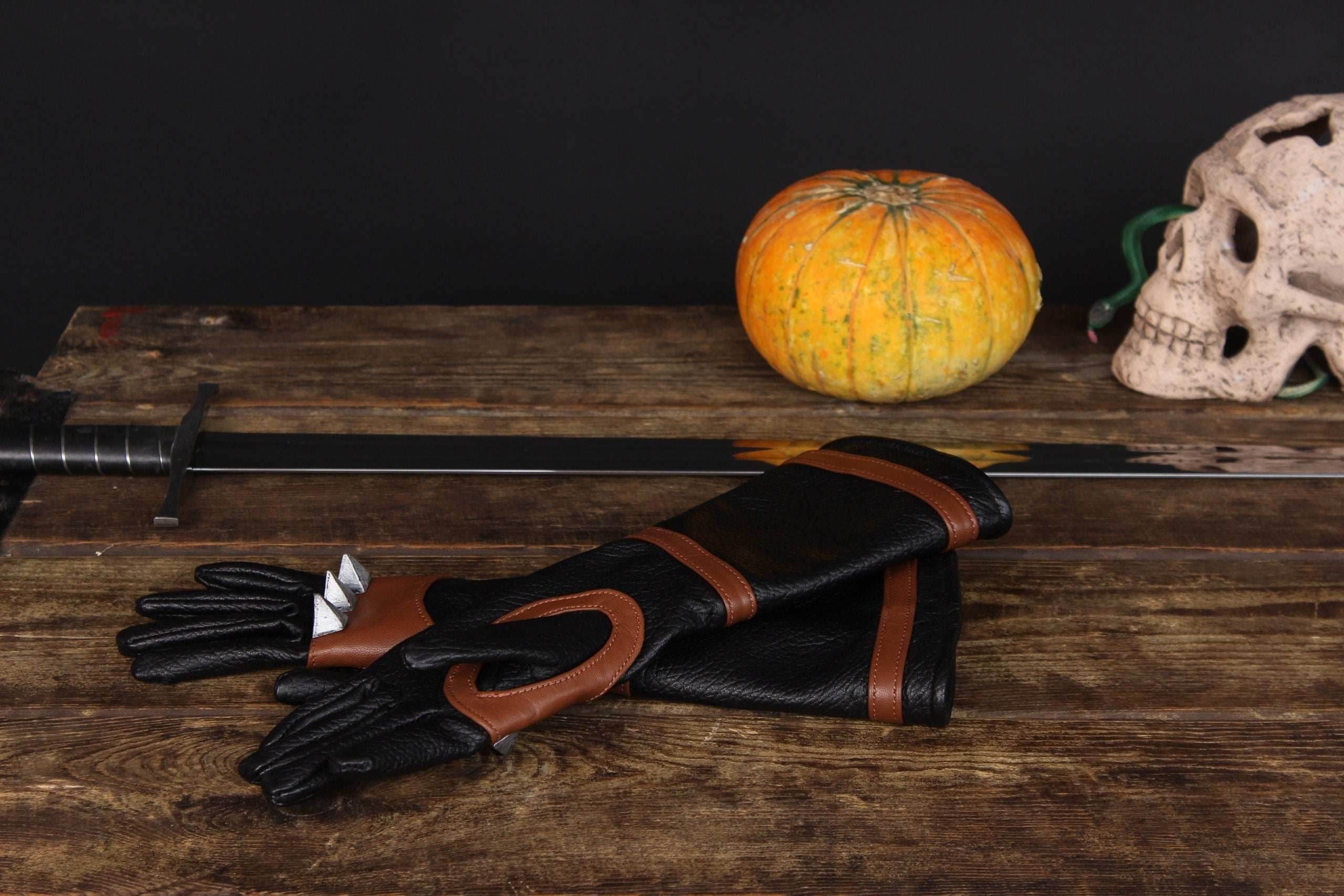 Witcher Leather Gloves (Witcher s2) - one right-hand glove / Brown (as on photo)