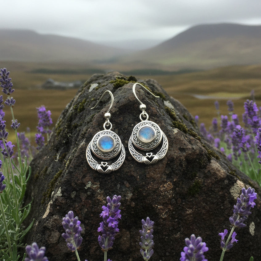 Tess Claddagh Earrings