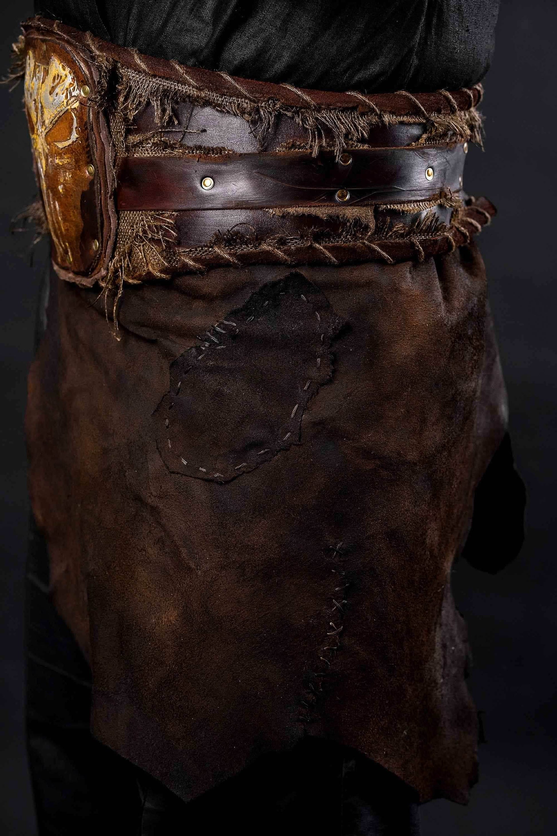 Hero belt with emblem (God of War) - S