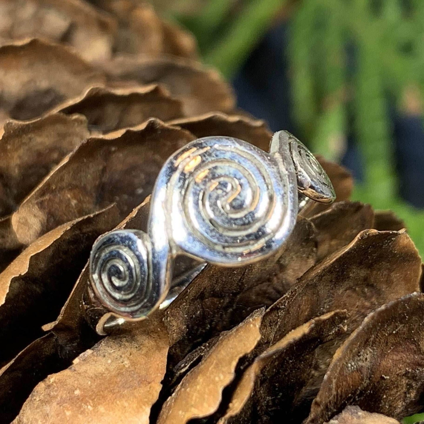 Newgrange Triple Spiral Ring - 5