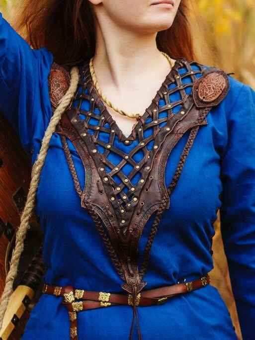 Lagertha leather breastplate (Vikings) - S