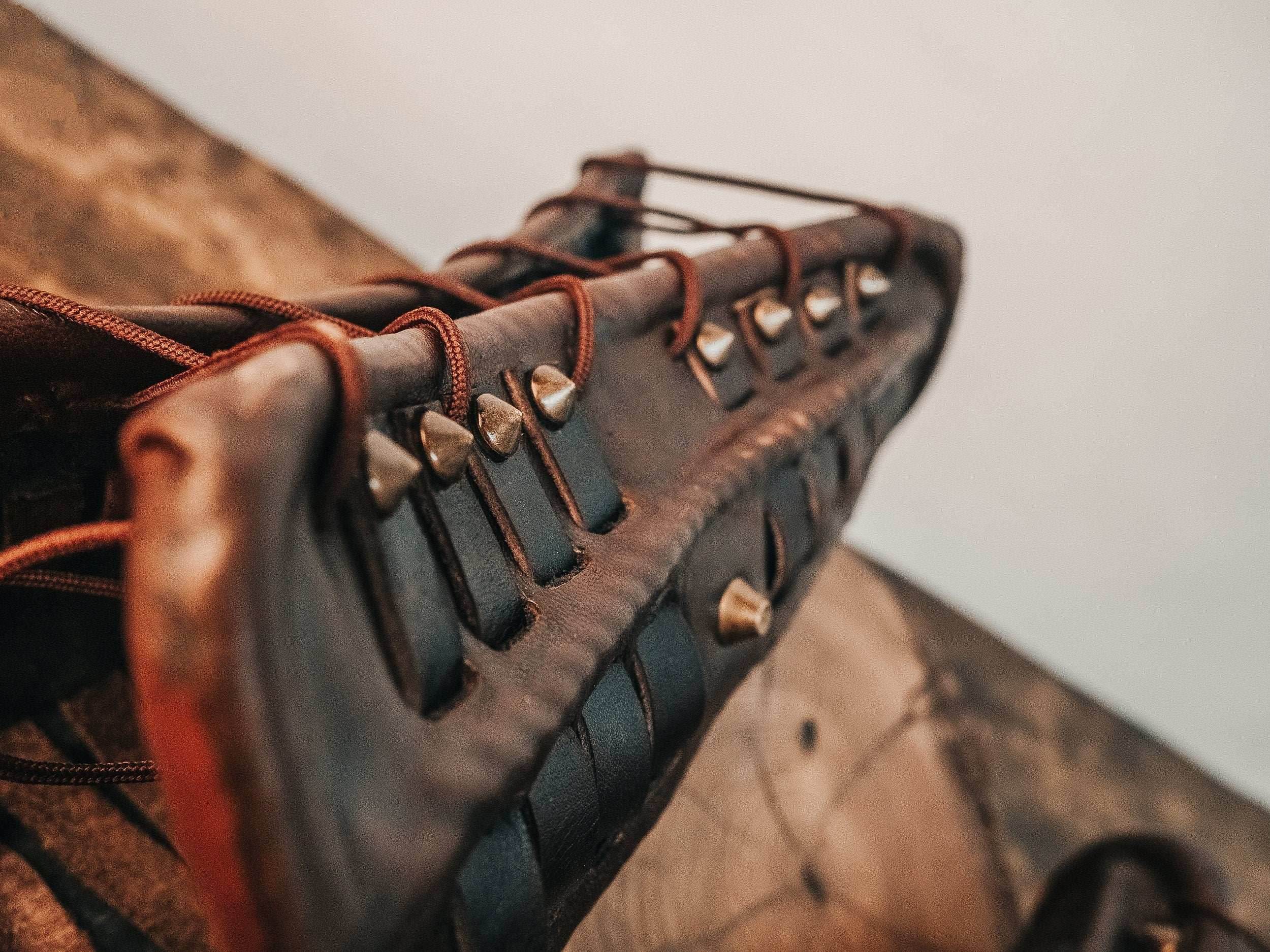 Medieval viking bracers - for one hand / brown (as on photo)