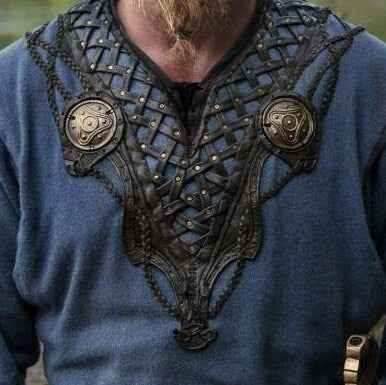 Viking leather breastplate - S