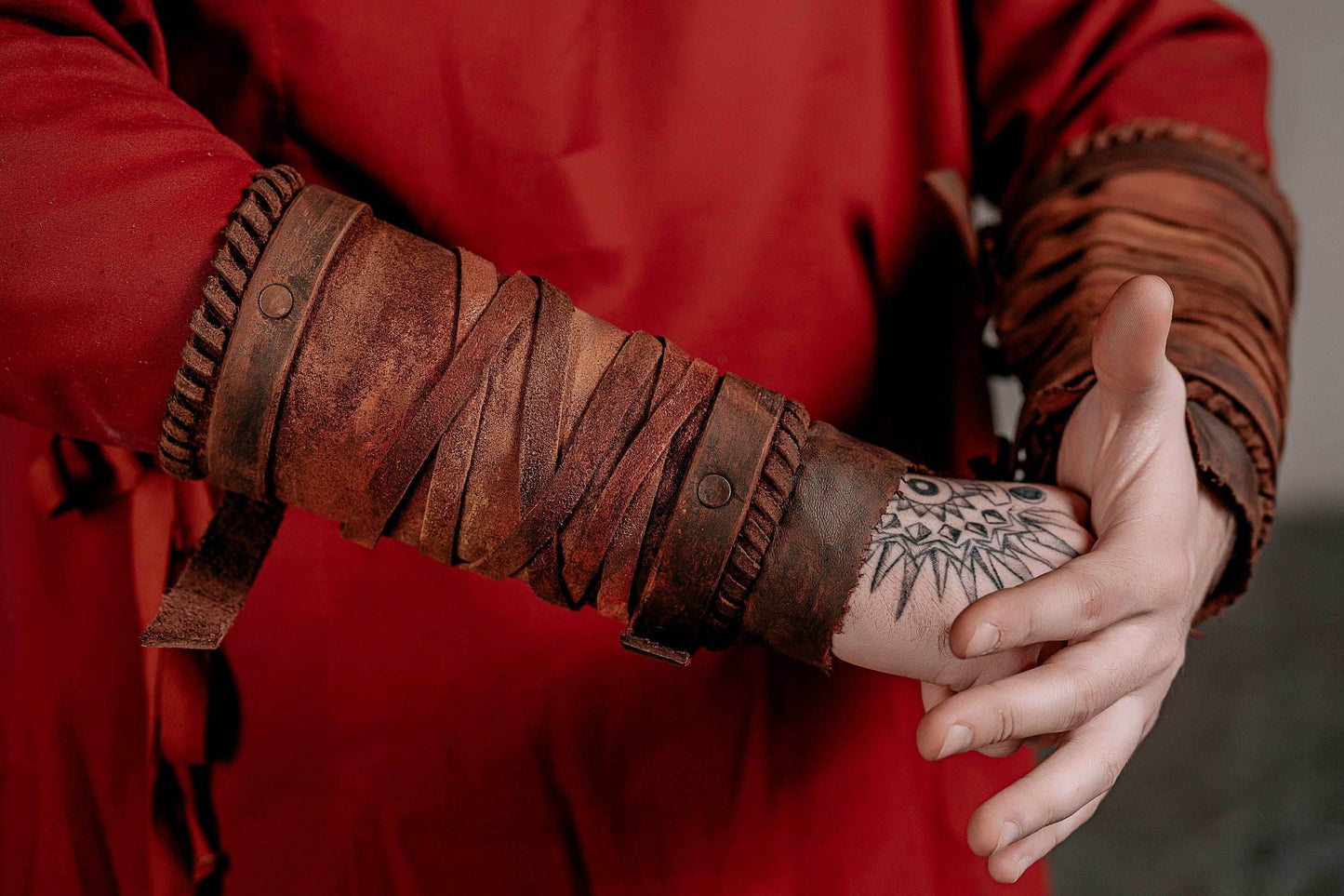 Medieval leather bracers for Larp - brown (as pictured) / For two hands