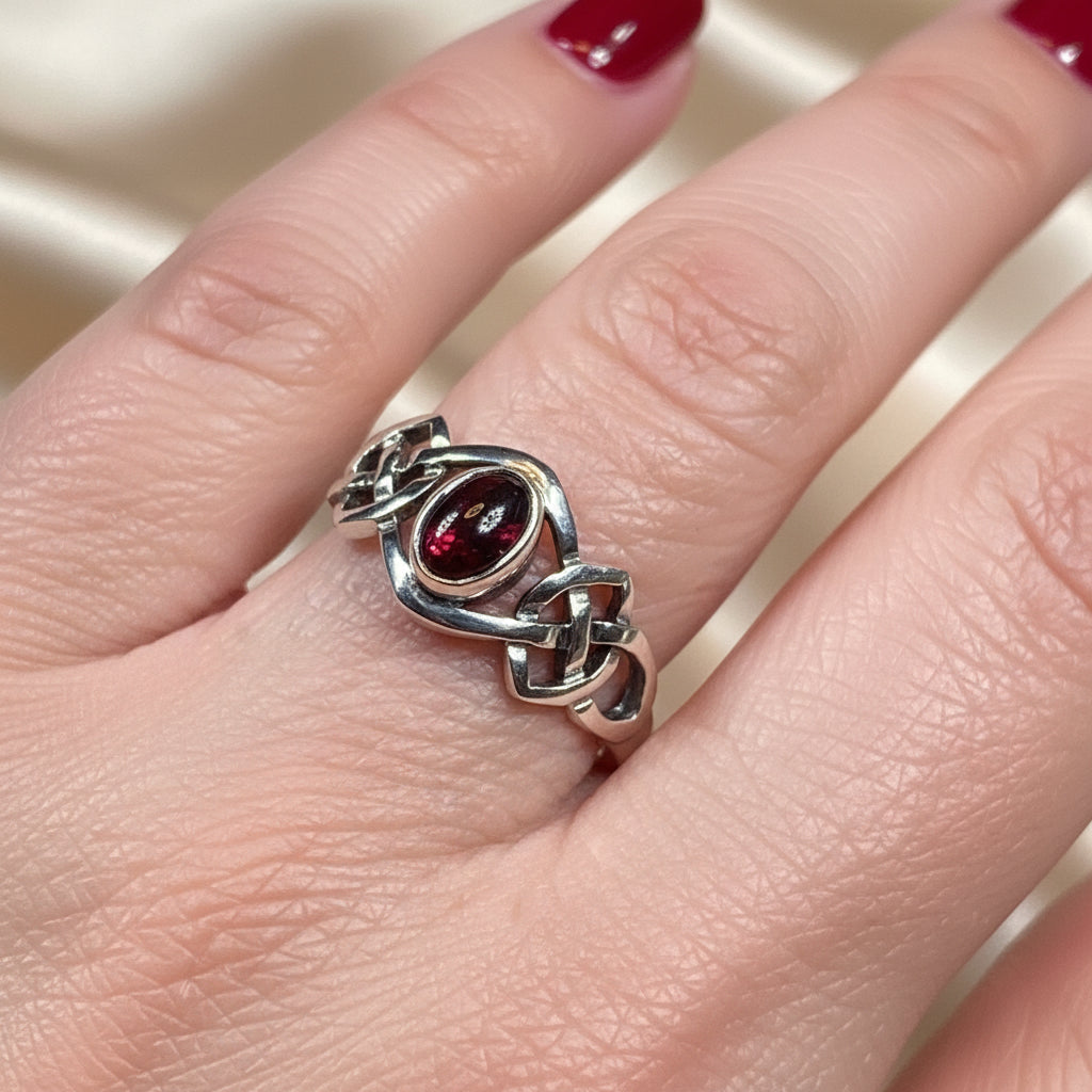 Dahlia Celtic Knot Ring