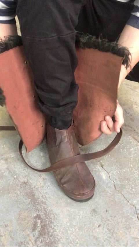 Assassin leather low boots + greaves with fur - brown (lie photo) / 5