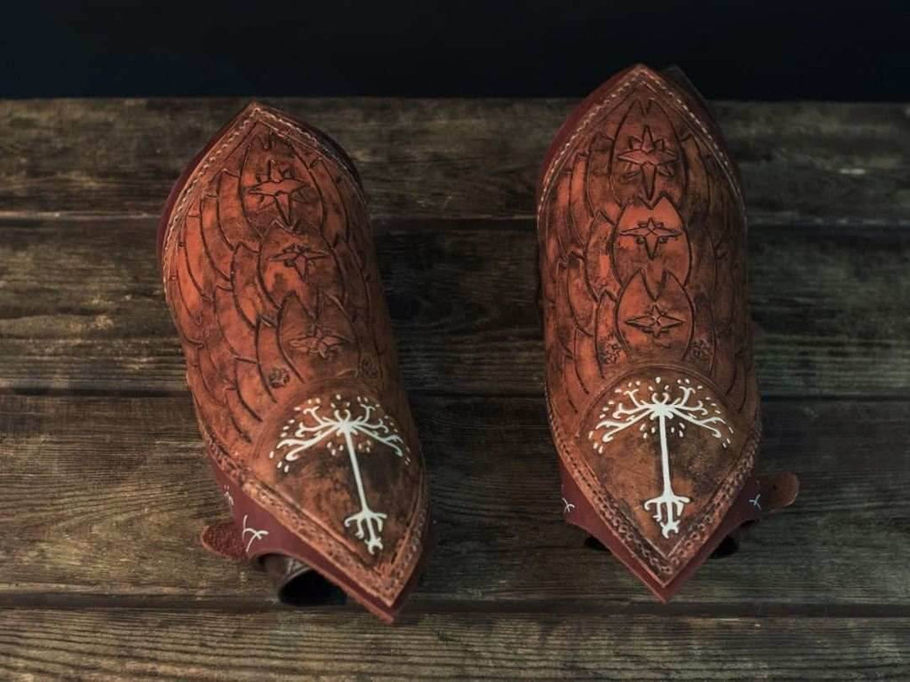 Boromir leather bracers (Lord of the Rings) - brown (as pictured) / For one hand