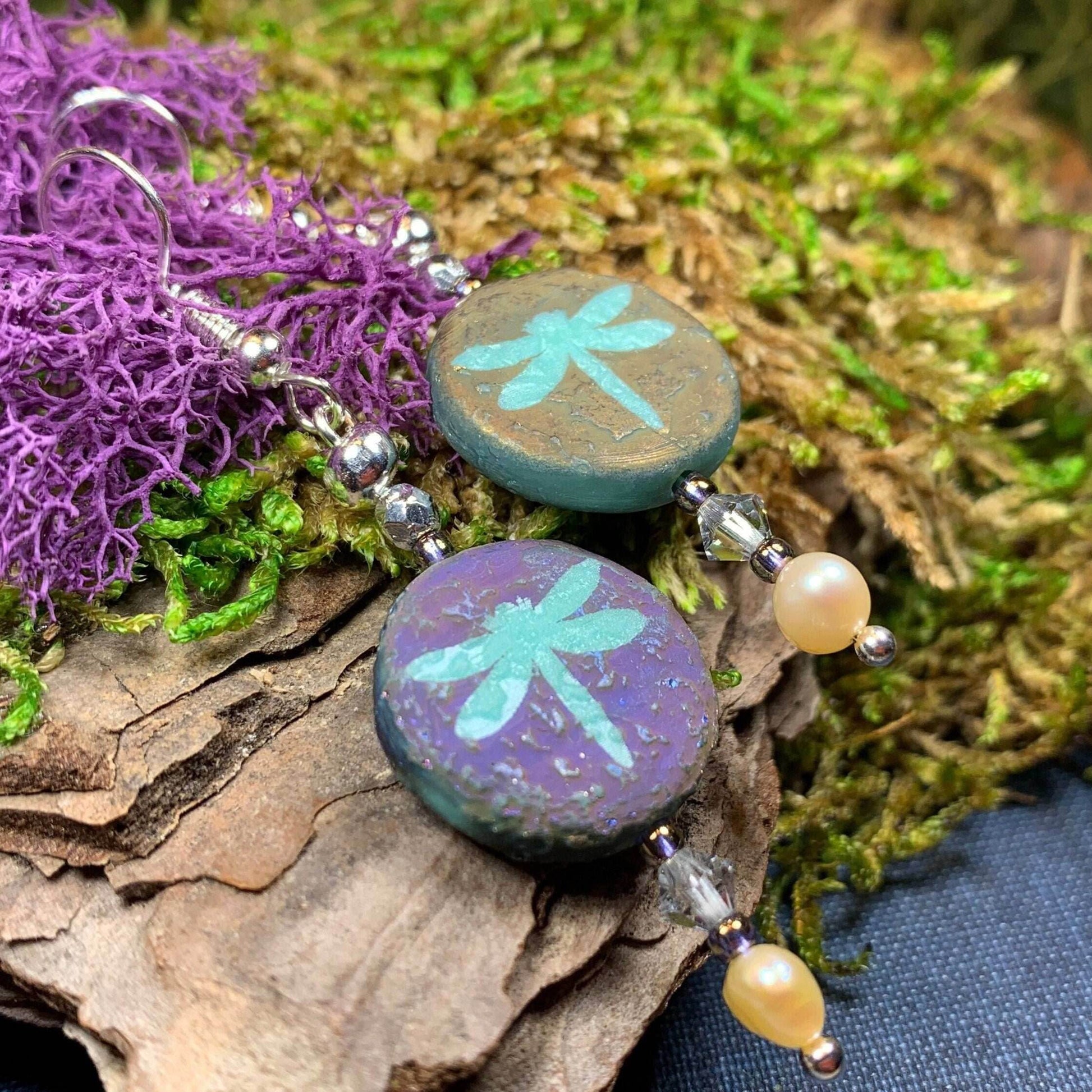 Summer Dragonfly Earrings - Pearl