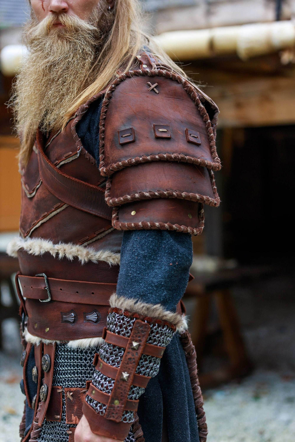 Warlord leather bracers with сhainmail - brown (as pictured)