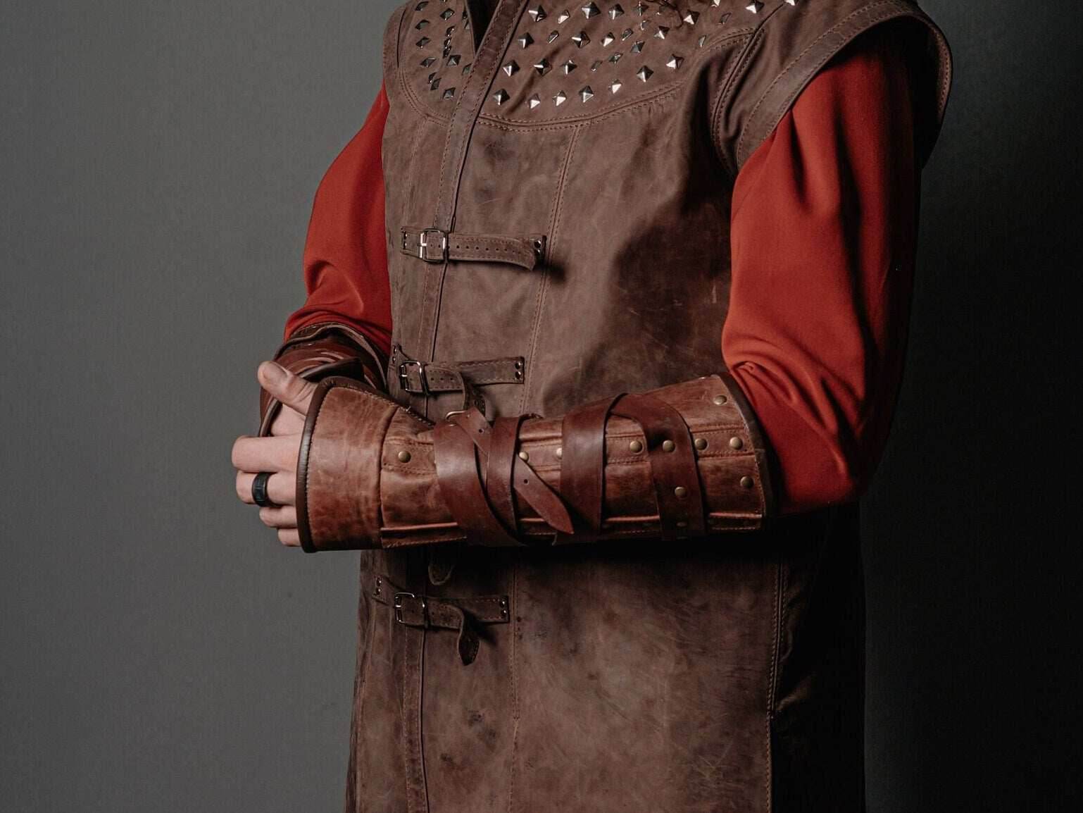 Medieval leather bracers for Larp - for one hand