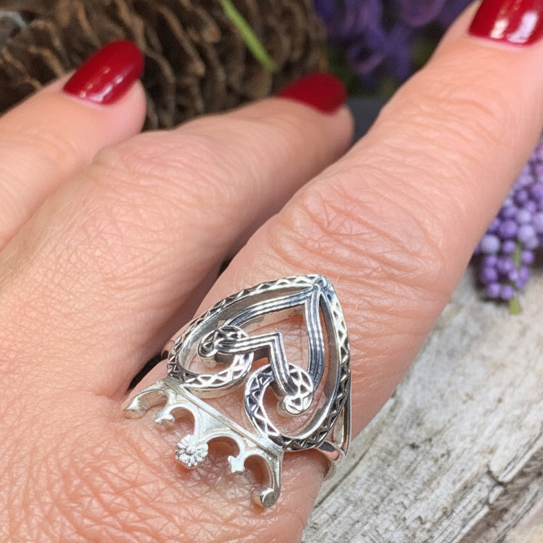 Lady of Skye Luckenbooth Ring