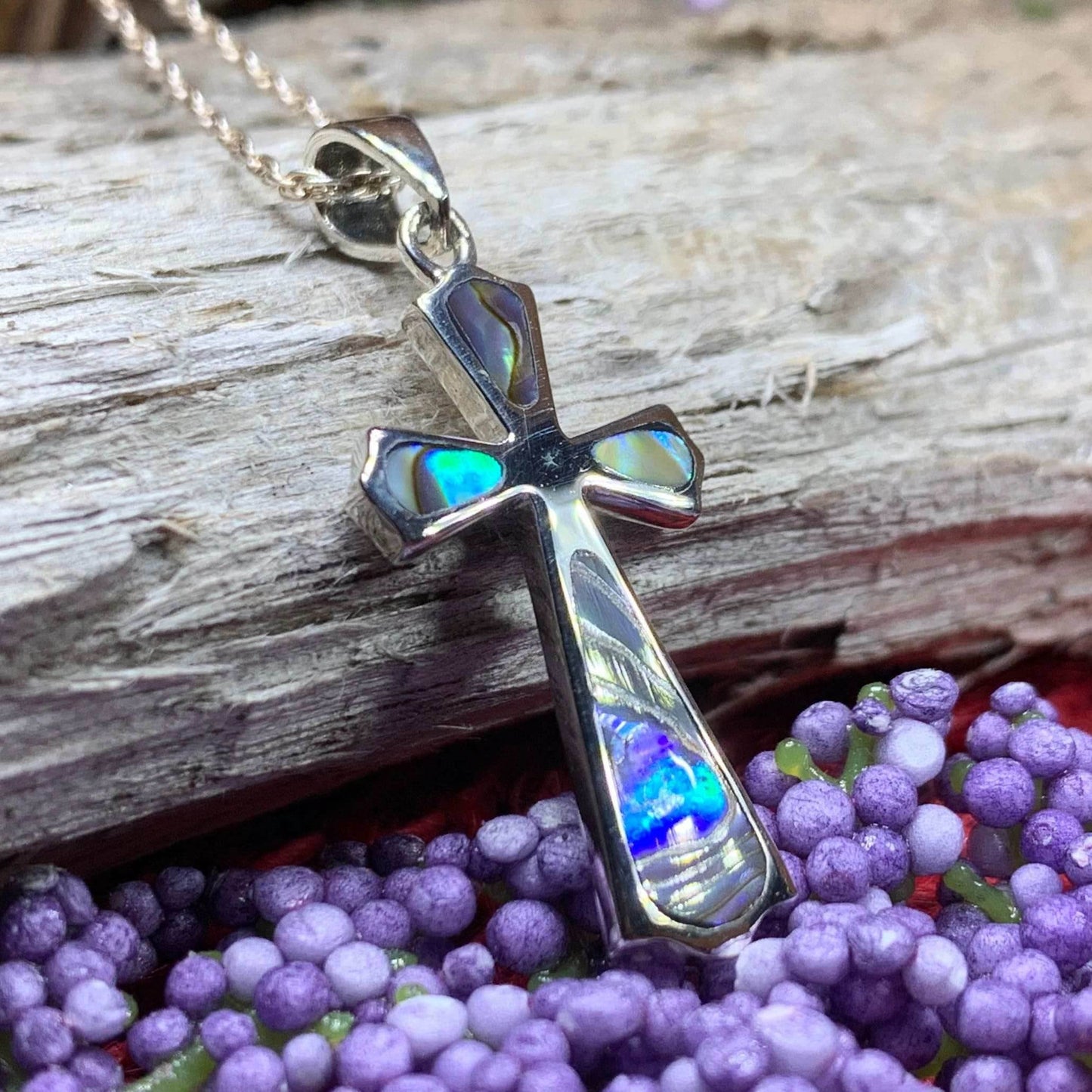 Kylemore Celtic Cross Necklace - 18 / Abalone Shell