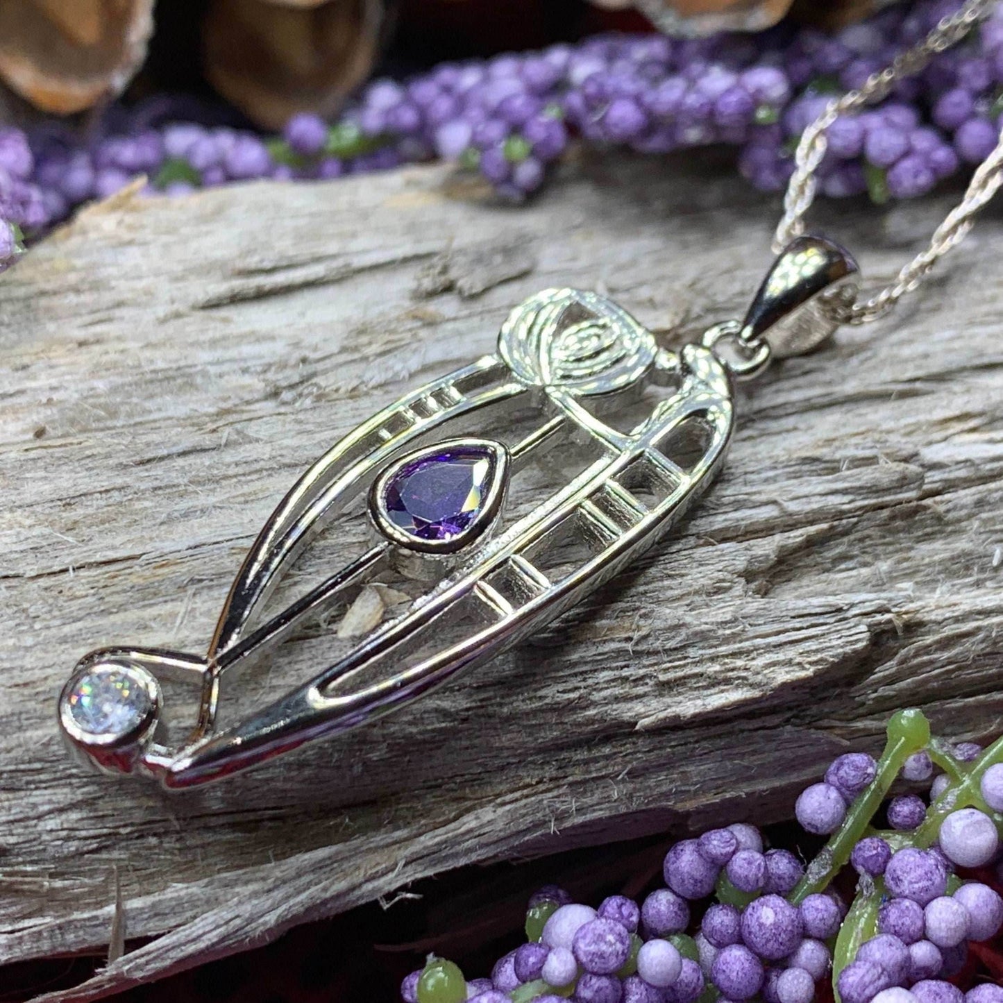 Cairn Catherine Mackintosh Necklace - 18