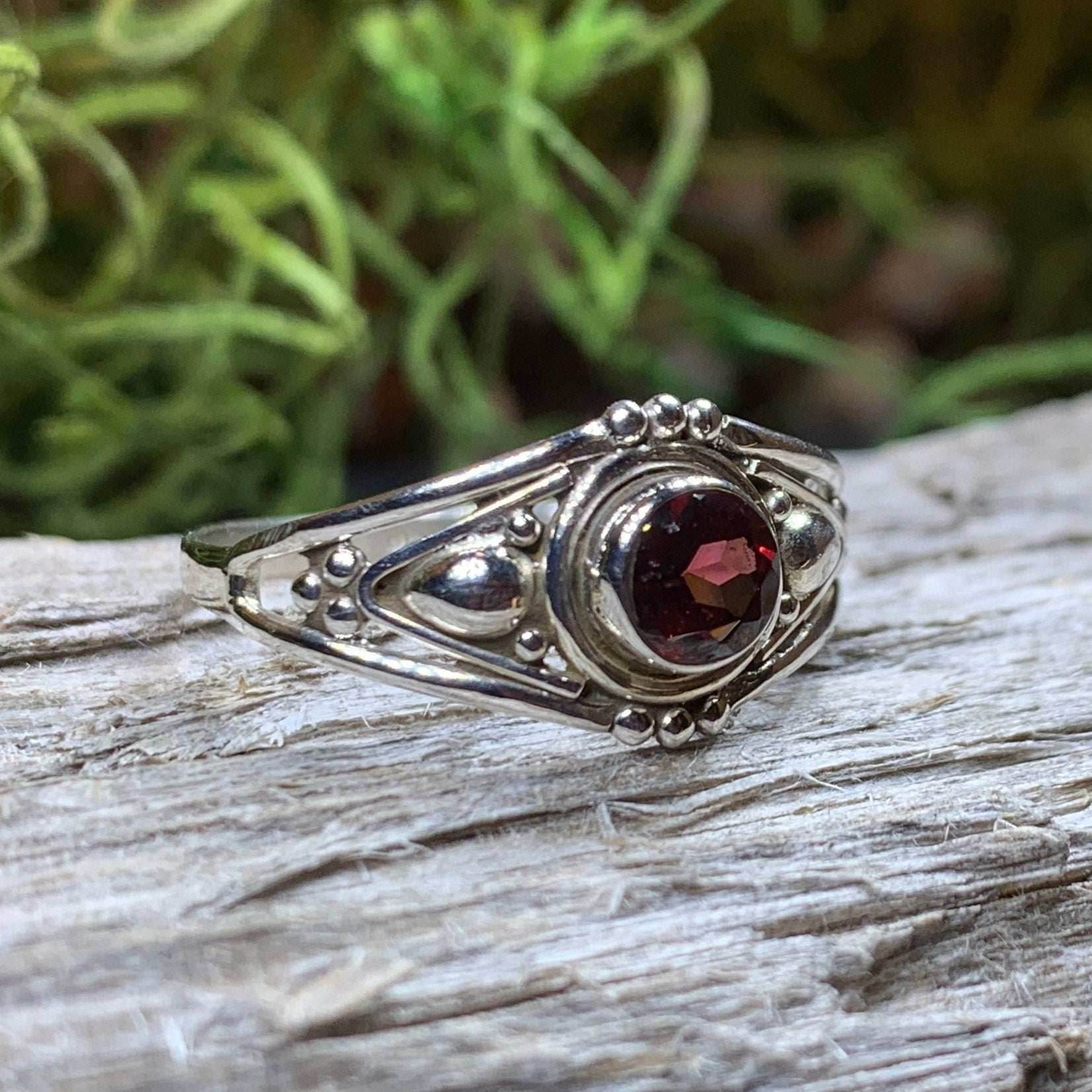 Klarina Celtic Ring - 7 / Amethyst