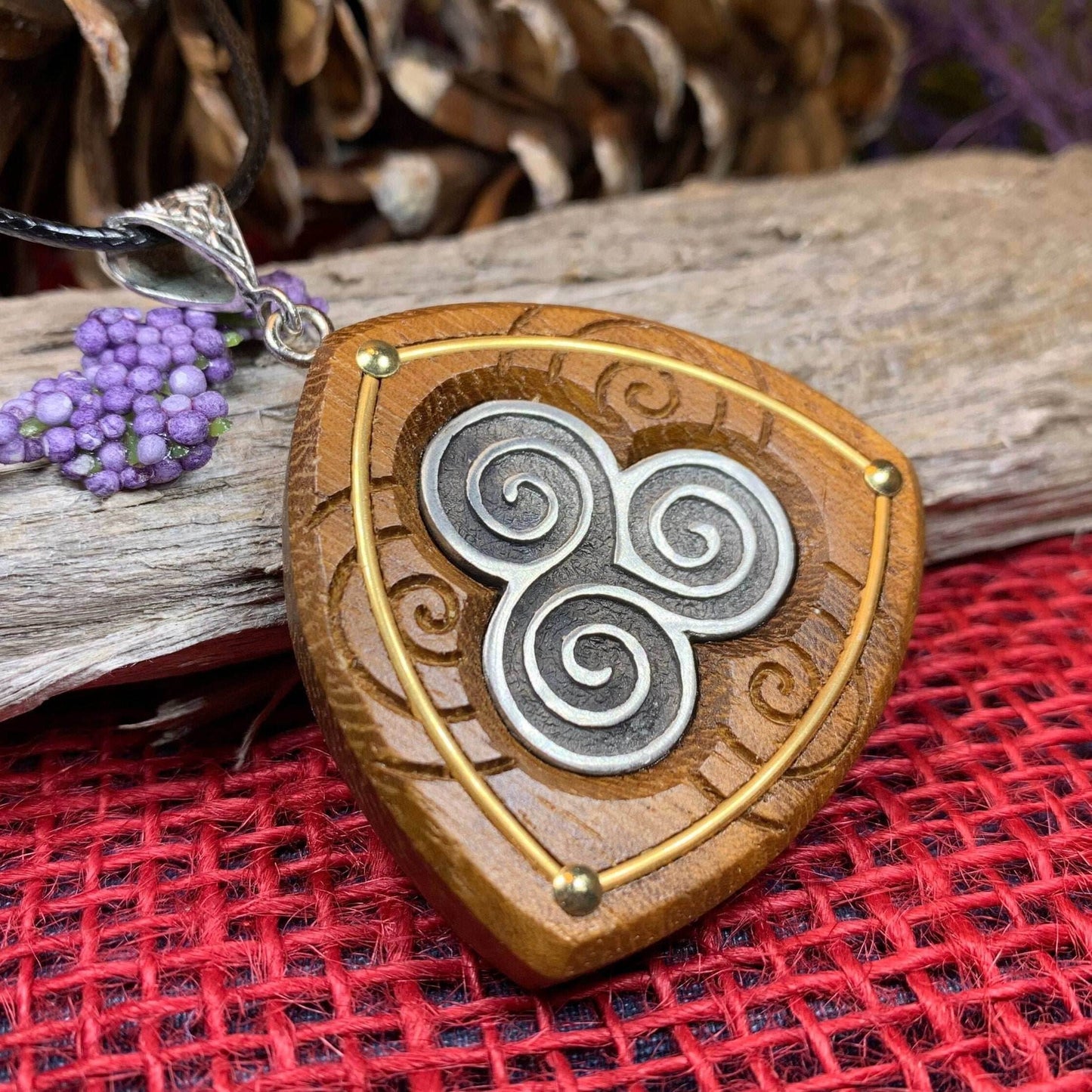 Hallglen Triple Spiral Necklace - 