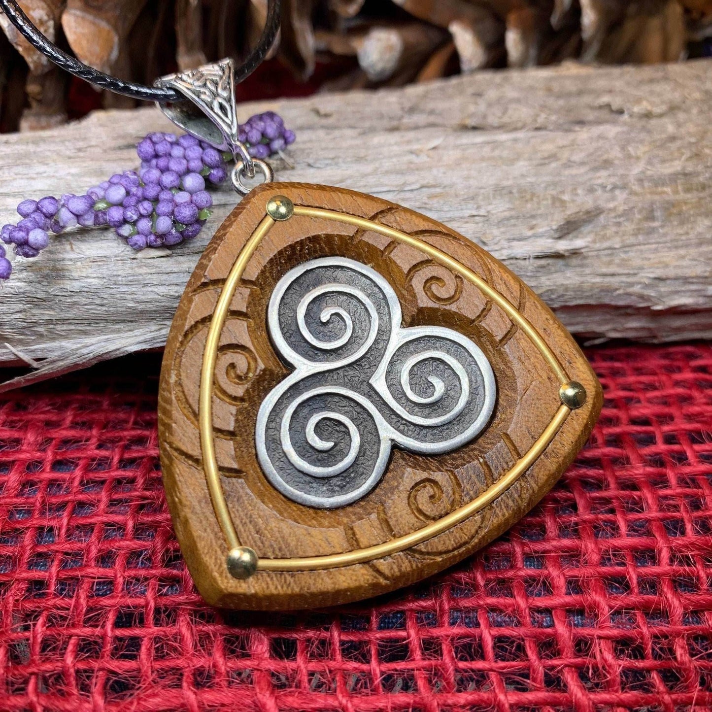 Hallglen Triple Spiral Necklace - 