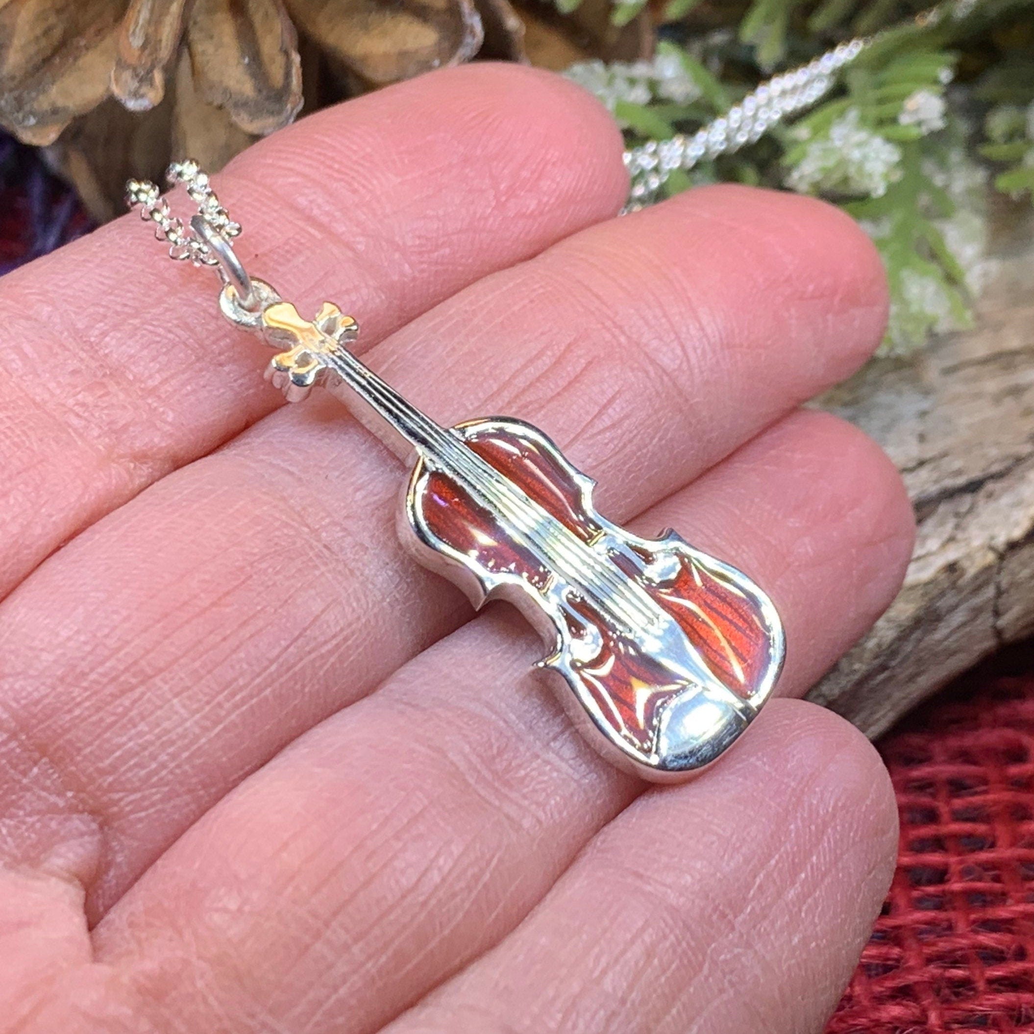 Realistic Fiddle Necklace