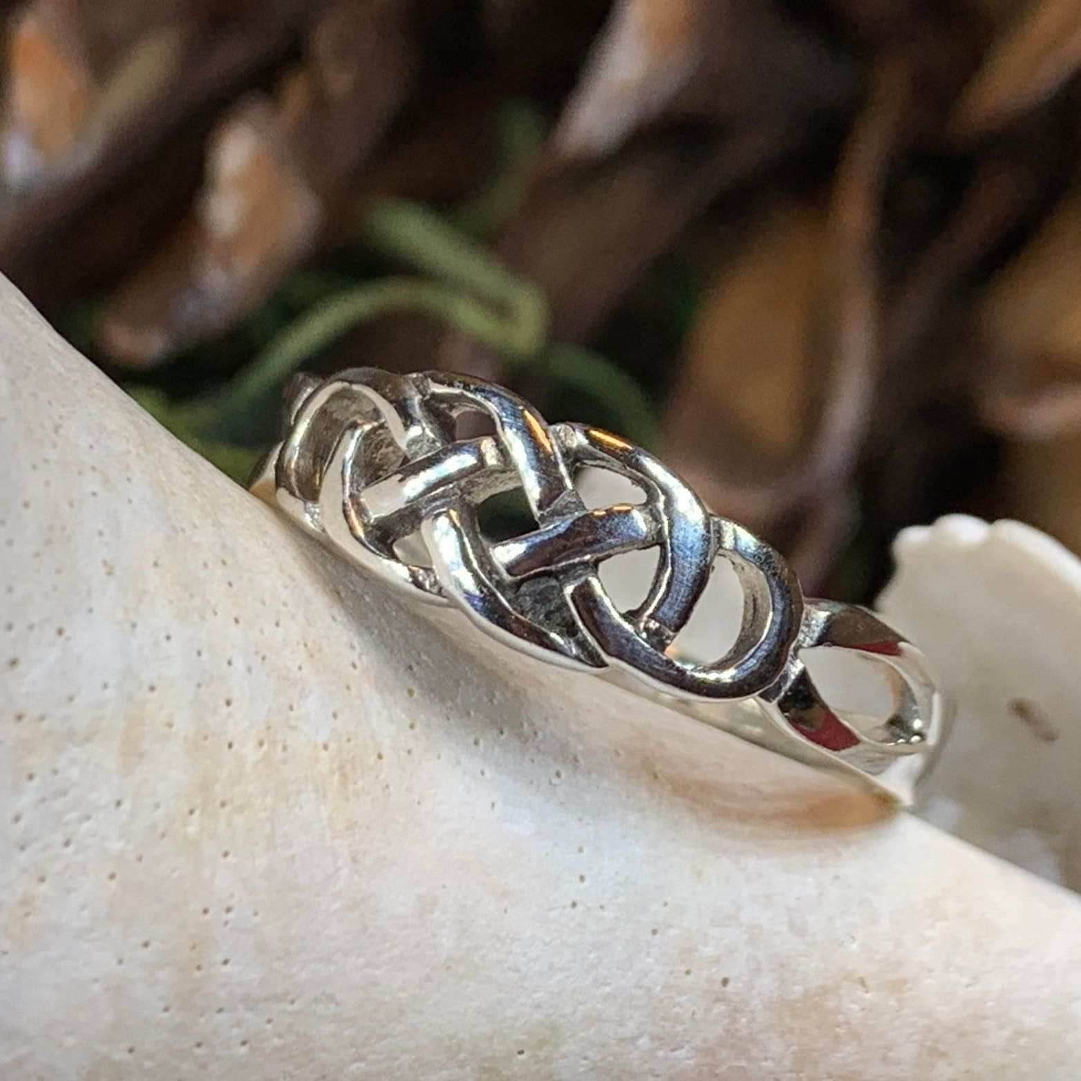 Simplicity Celtic Knot Ring - 6