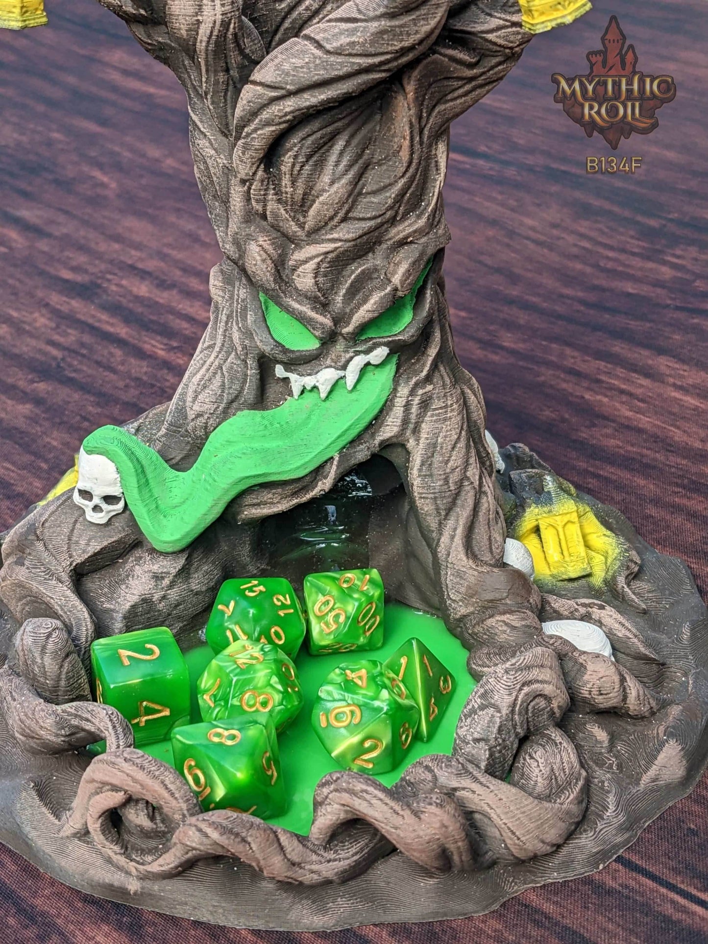 Mimic Terror Tree 3D Printed Dice Tower - Mythic Roll Collection by Unchained Games - Monsters and Nature Intertwined! - Black / Yes- Include Random Dice Set