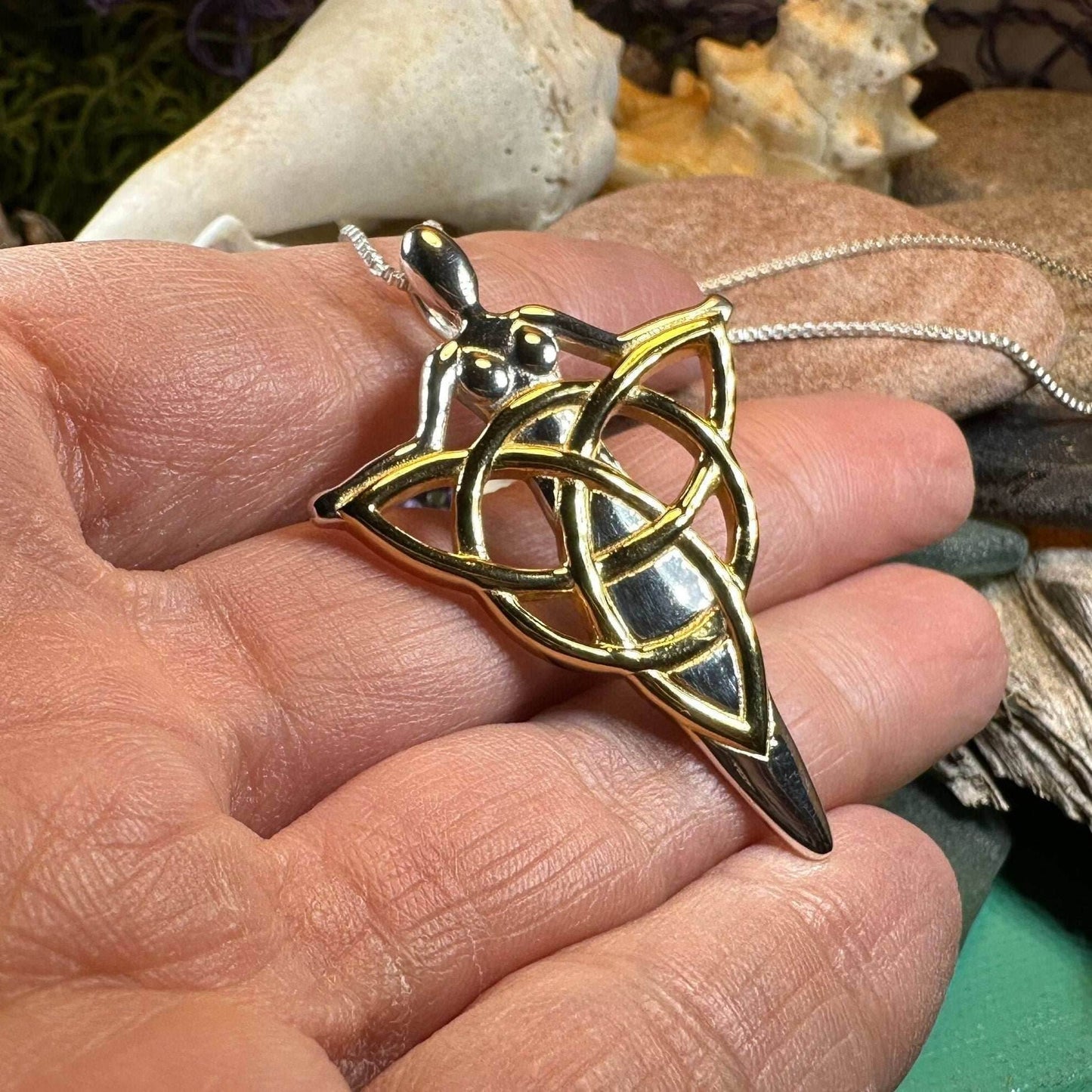 Golden Goddess Necklace - 18