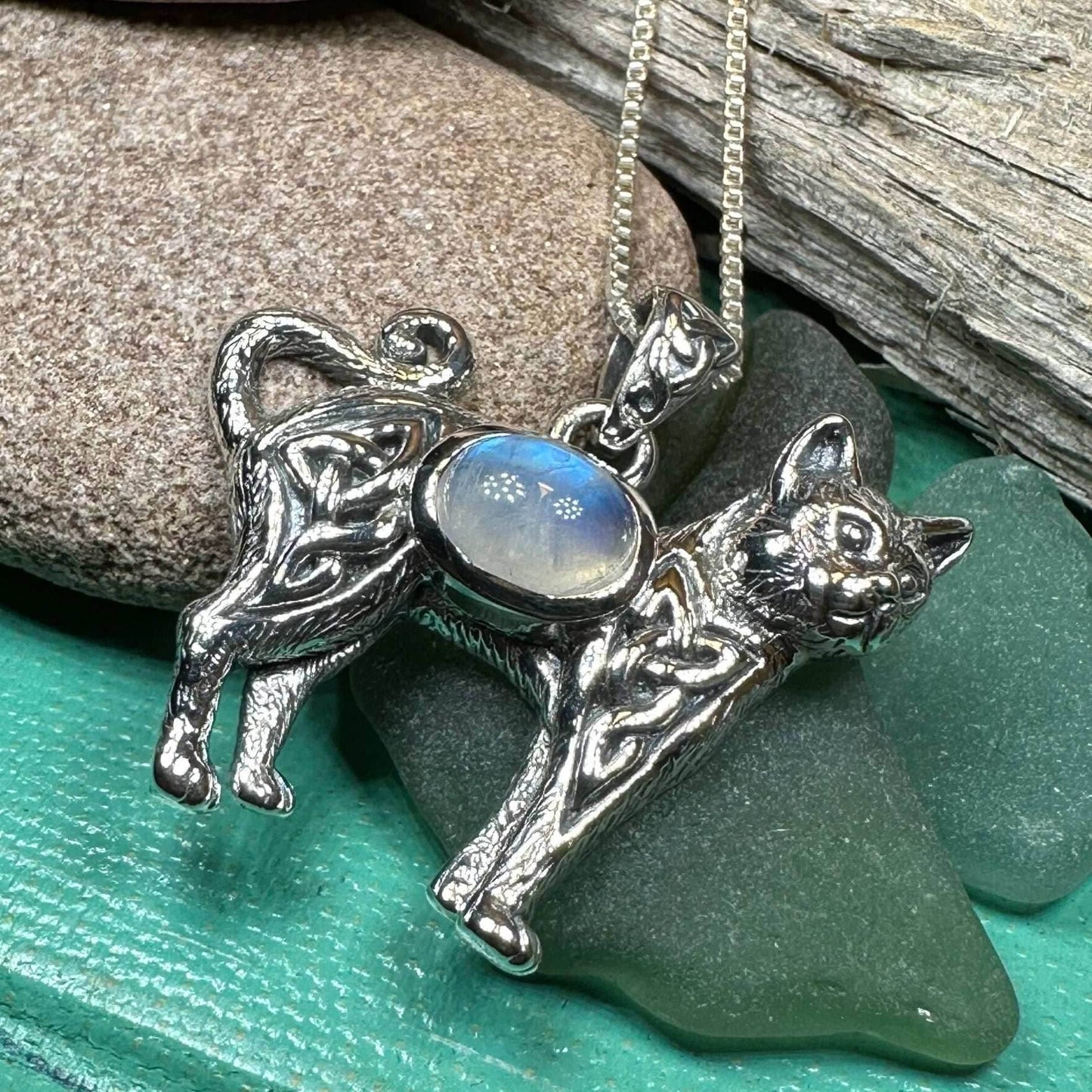 Tayla Celtic Cat Necklace - 18