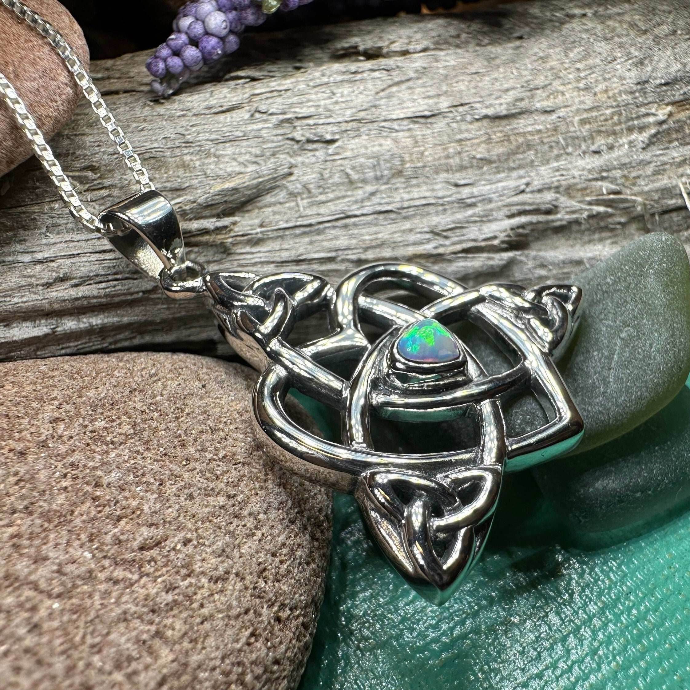 Imogen Mother's Knot Necklace - 18 / Amethyst
