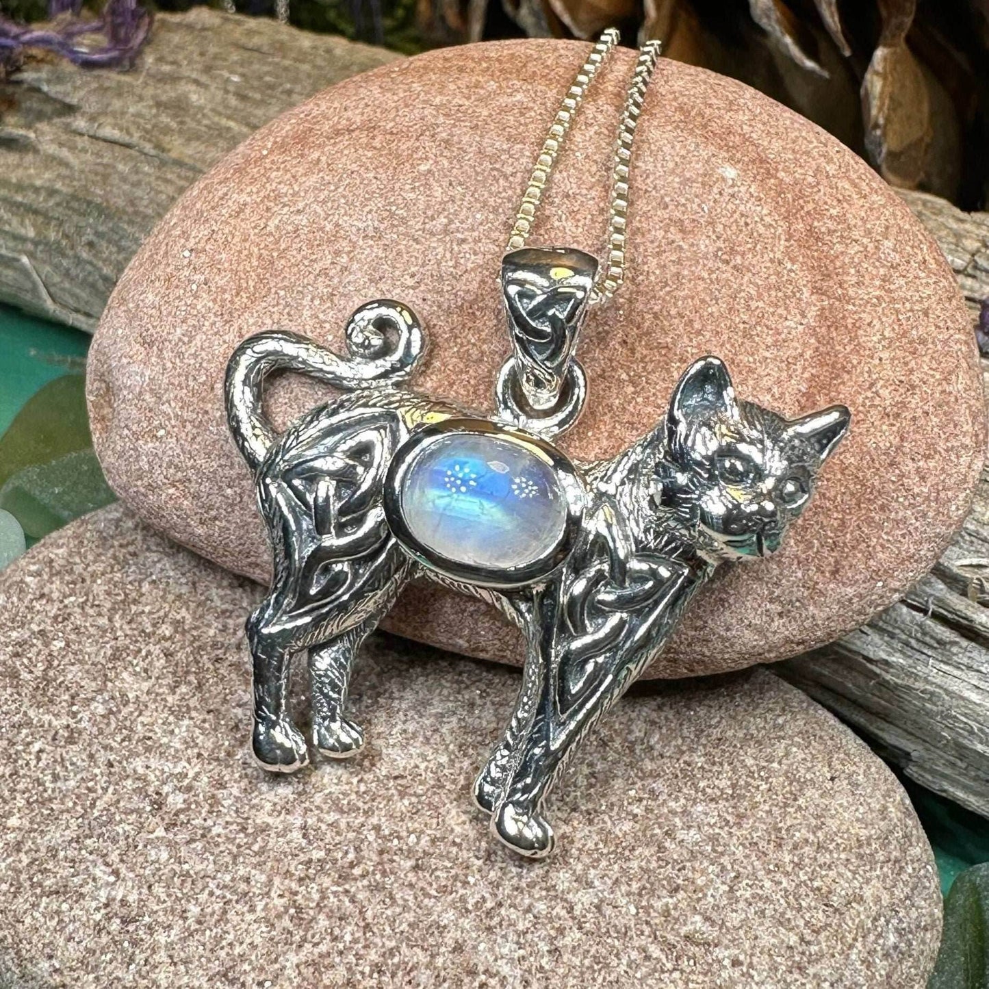 Tayla Celtic Cat Necklace - 18
