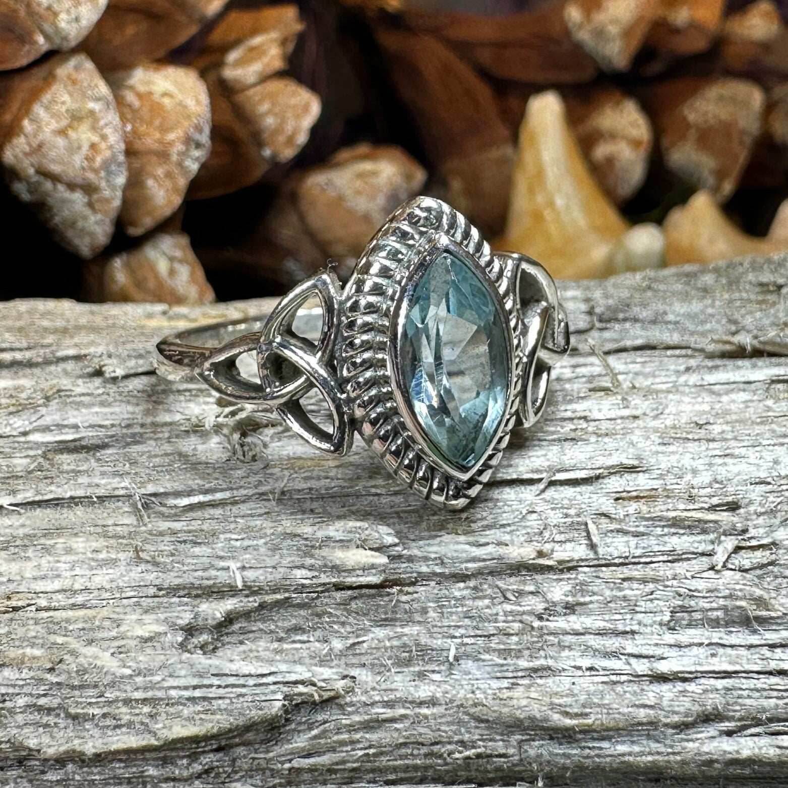 Yasmin Celtic Trinity Knot Ring - 7 / Topaz