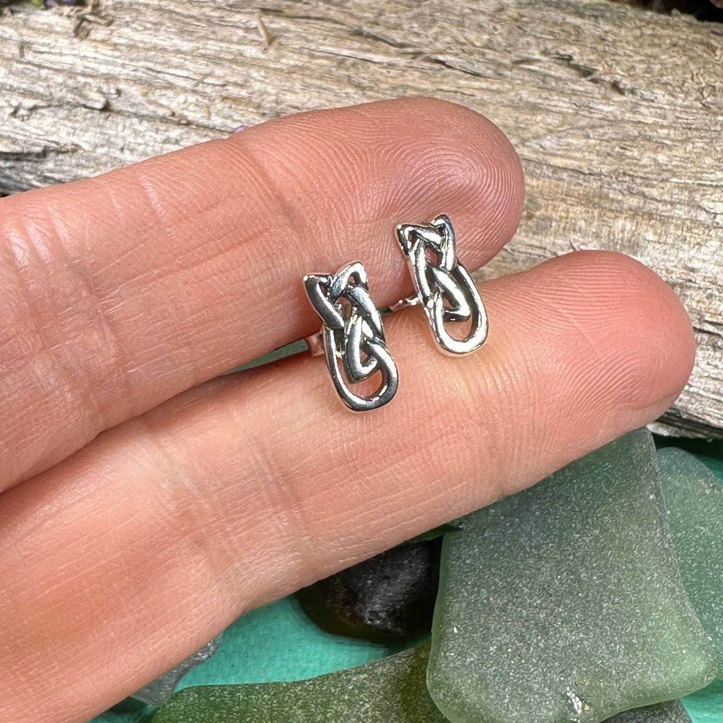 Arianell Celtic Knot Stud Earrings - 