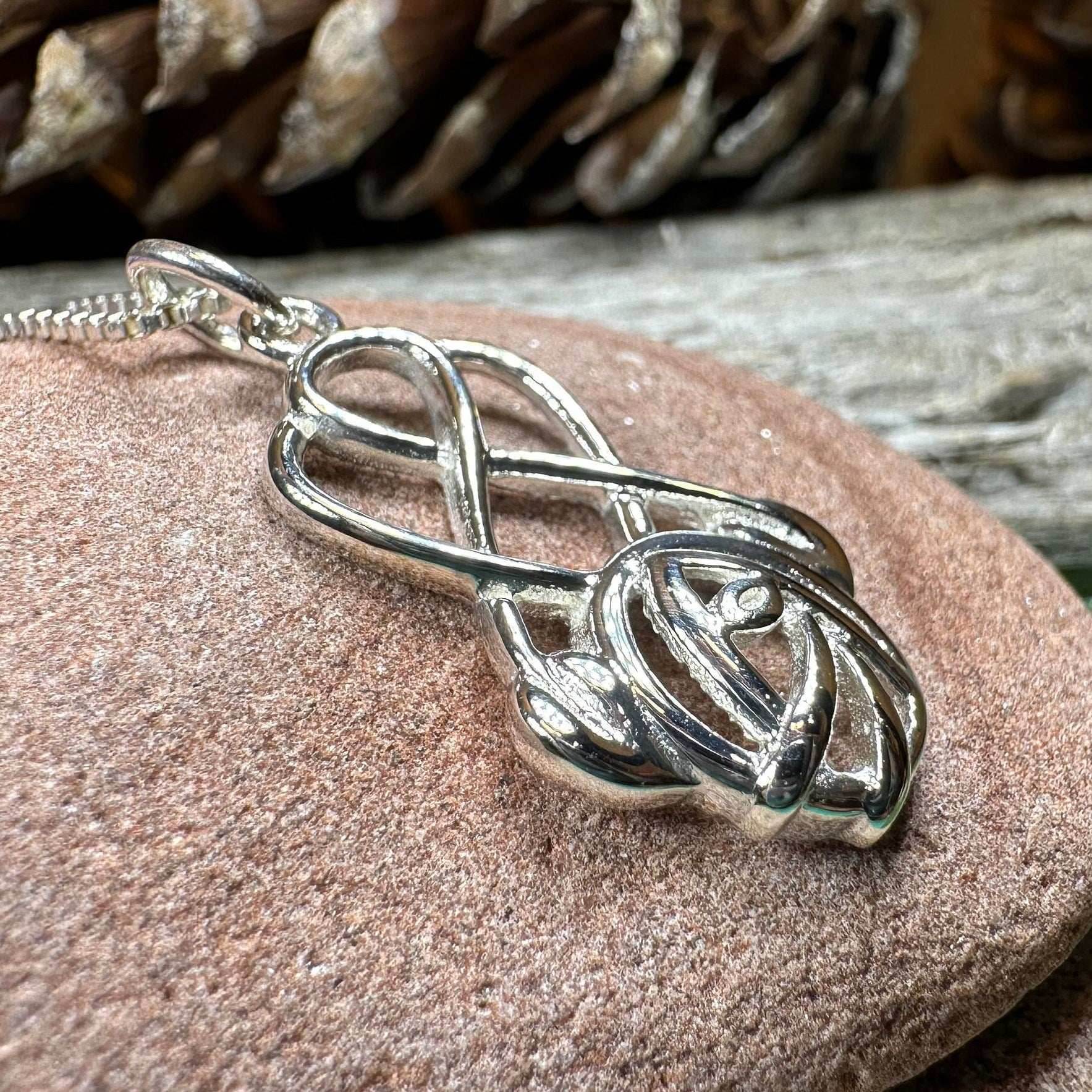 Joellen Mackintosh Rose Necklace - 18
