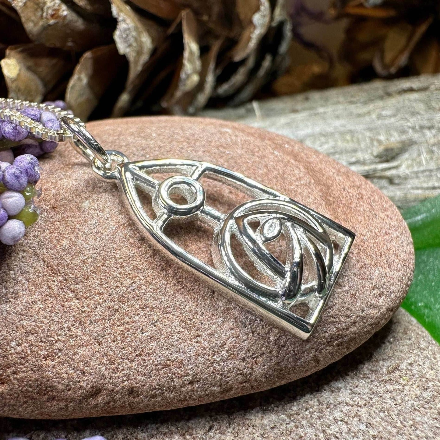 Arundel Mackintosh Rose Necklace - 18