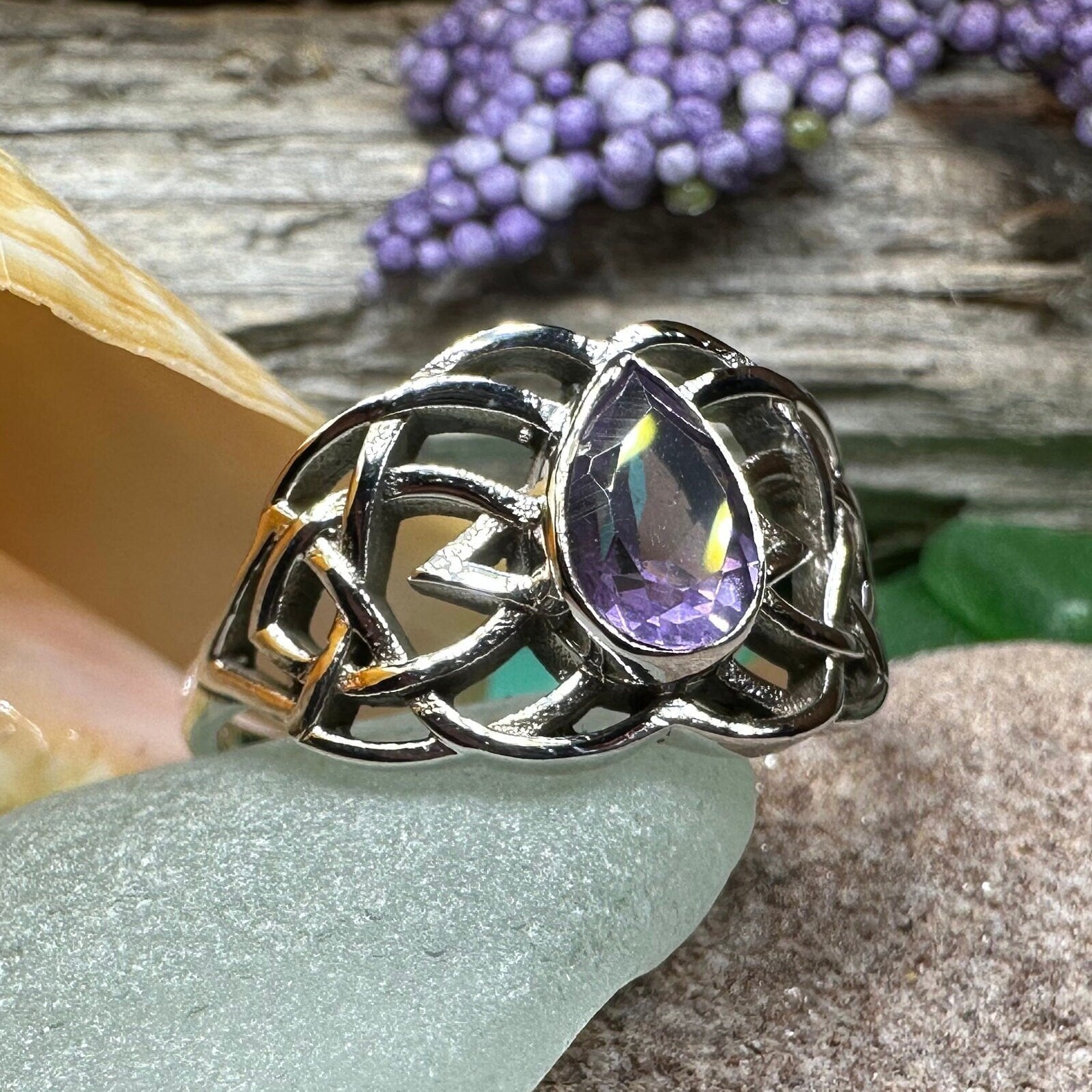Vanaheim Celtic Knot Ring