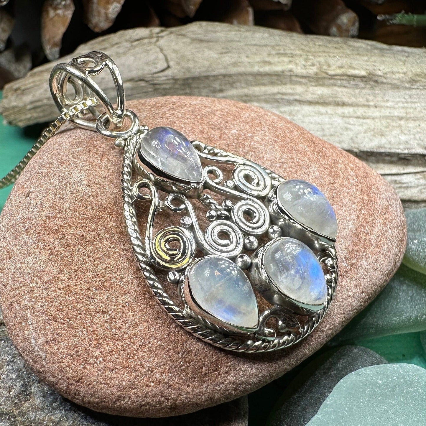 Sechnall Celtic Spiral Necklace