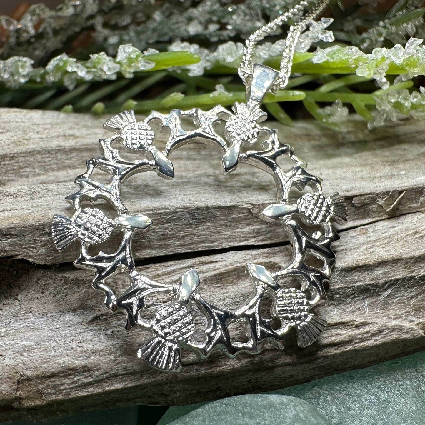 Thistle Wreath Necklace - 18