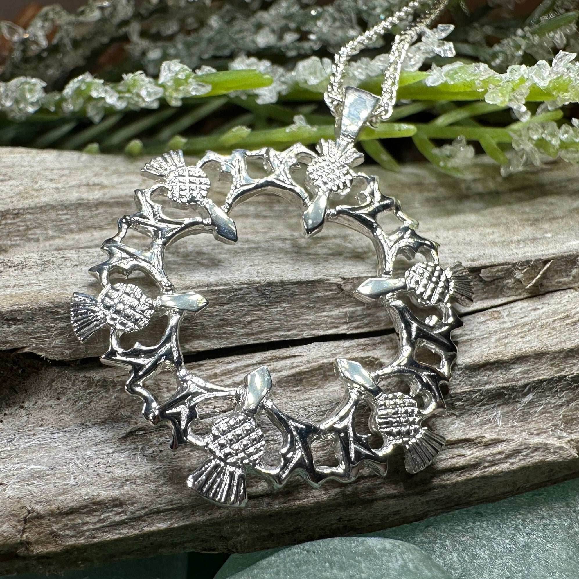Thistle Wreath Necklace - 18