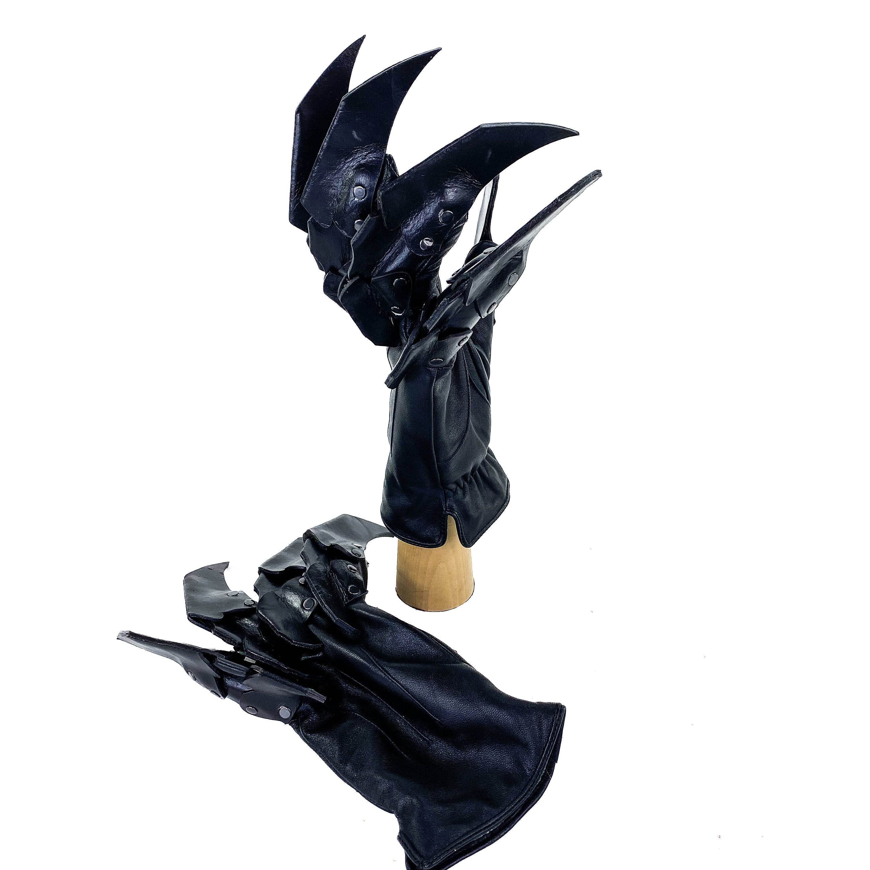 One Set of Two Handcrafted Genuine Leather Gloves with Claws in Black - 