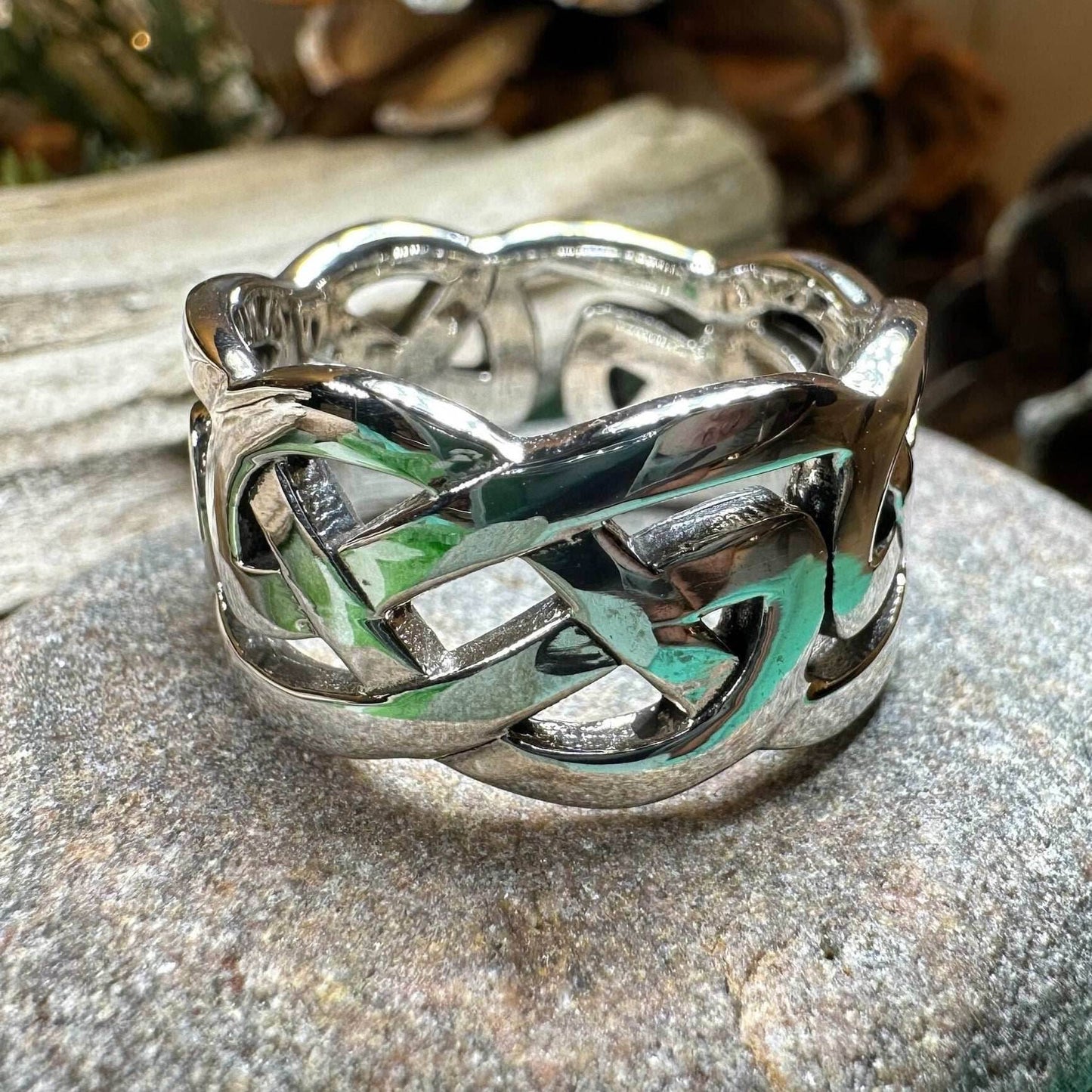 Classic Celtic Knot Ring - 7