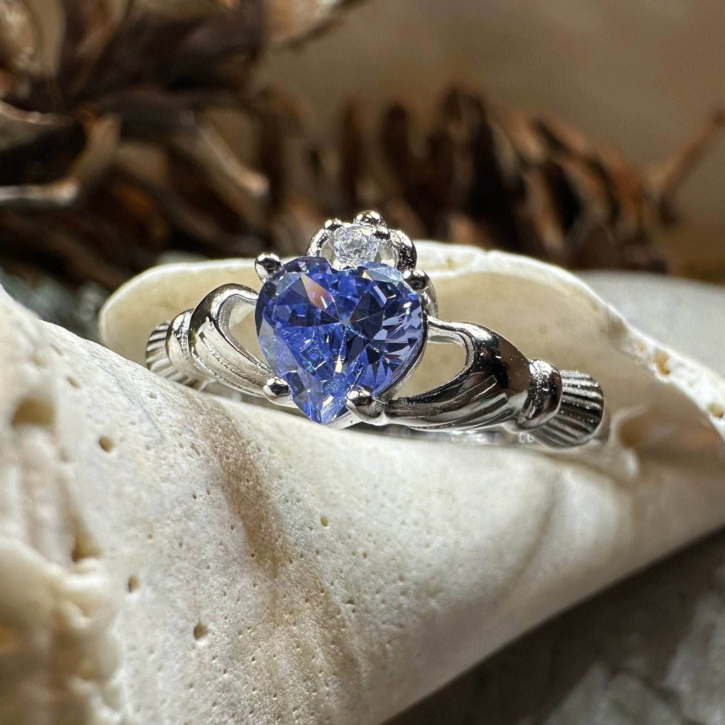Lavender Claddagh Ring - 4