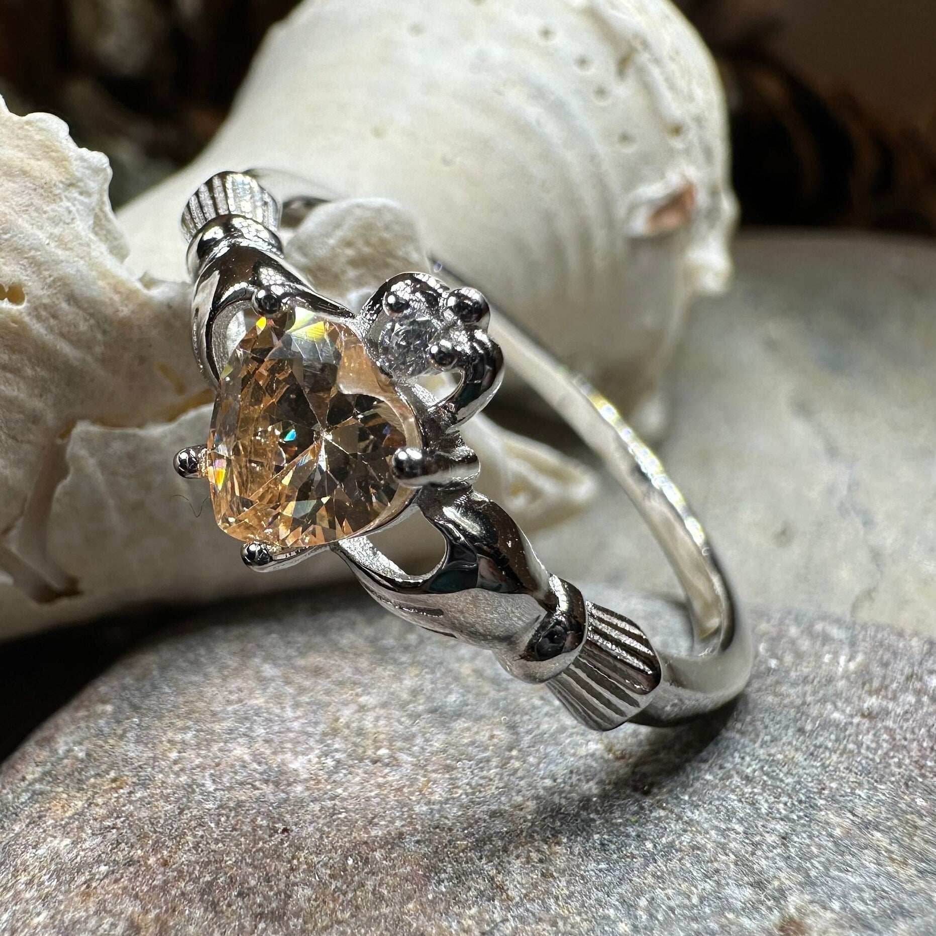 Champagne Toast Claddagh Ring - 5