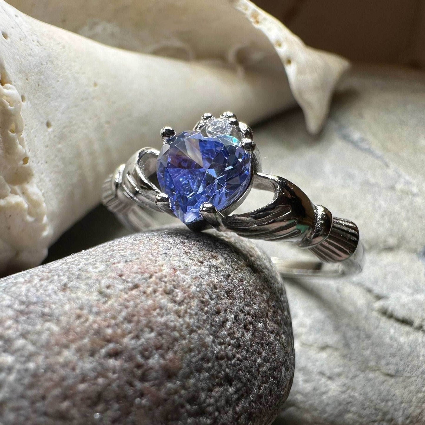 Lavender Claddagh Ring - 4