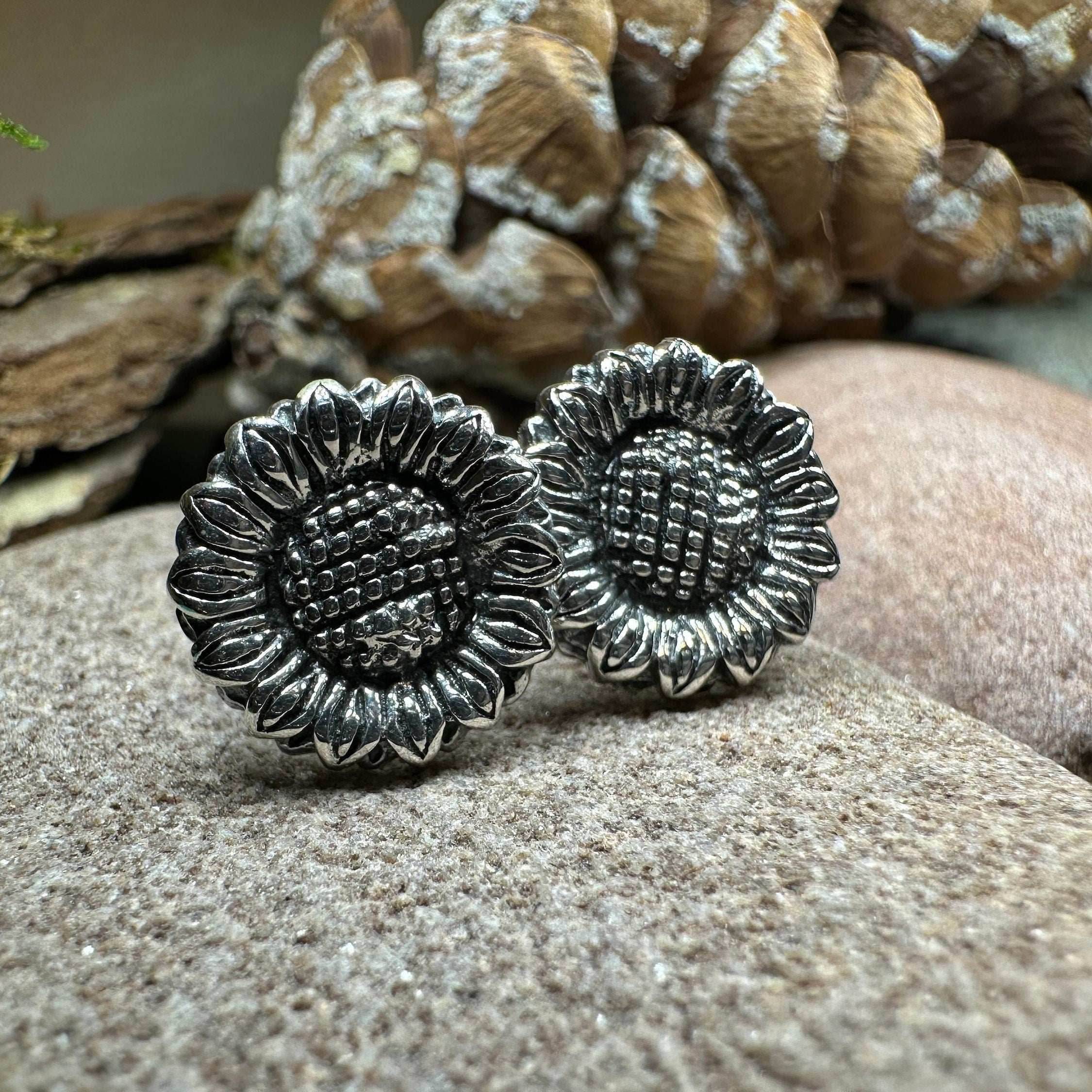 Fonnail Sunflower Post Earrings - 