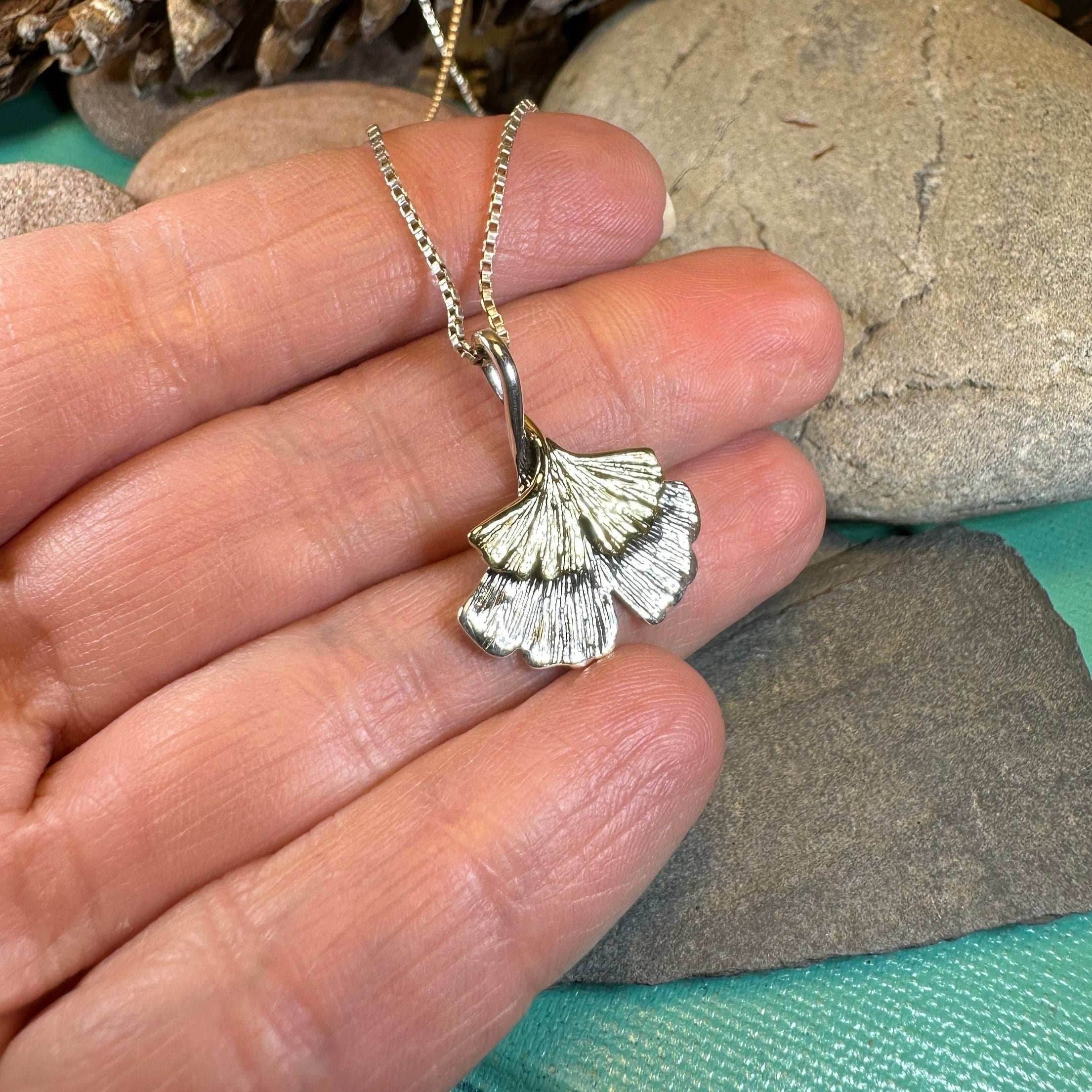 Serene Gingko Necklace - 