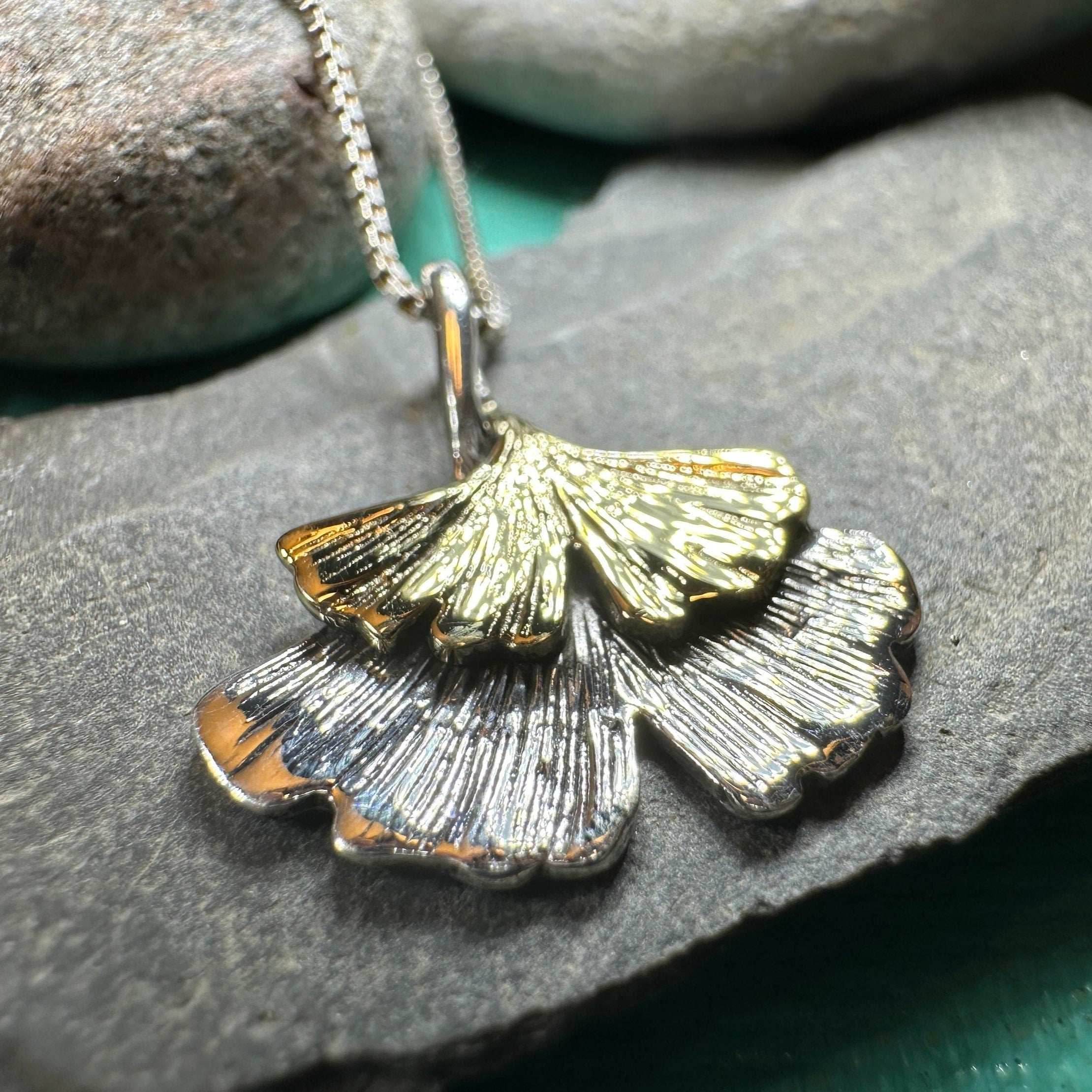 Serene Gingko Necklace - 