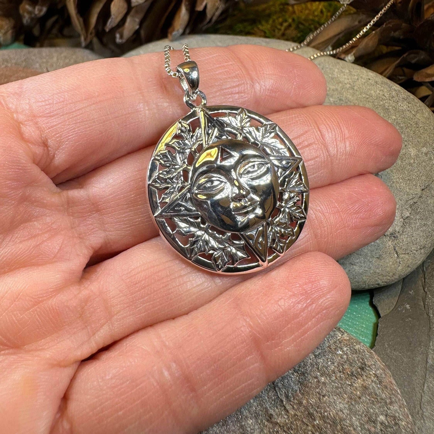 Autumn Sun Necklace - 18