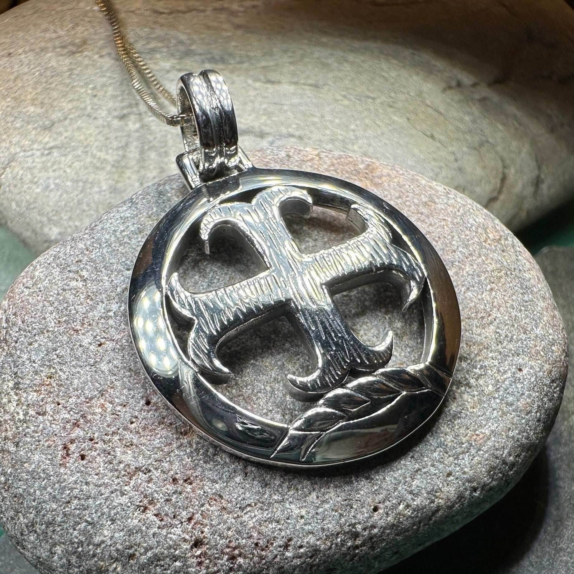 Knight's Templar Celtic Cross Necklace - 18