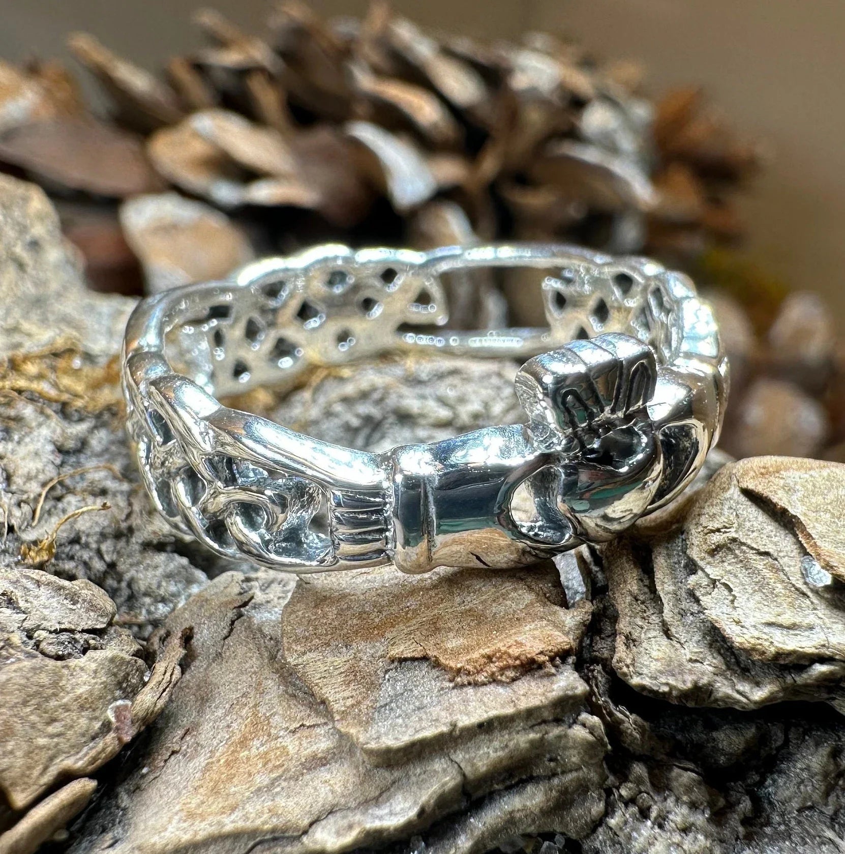 Folklore Irish Claddagh Ring