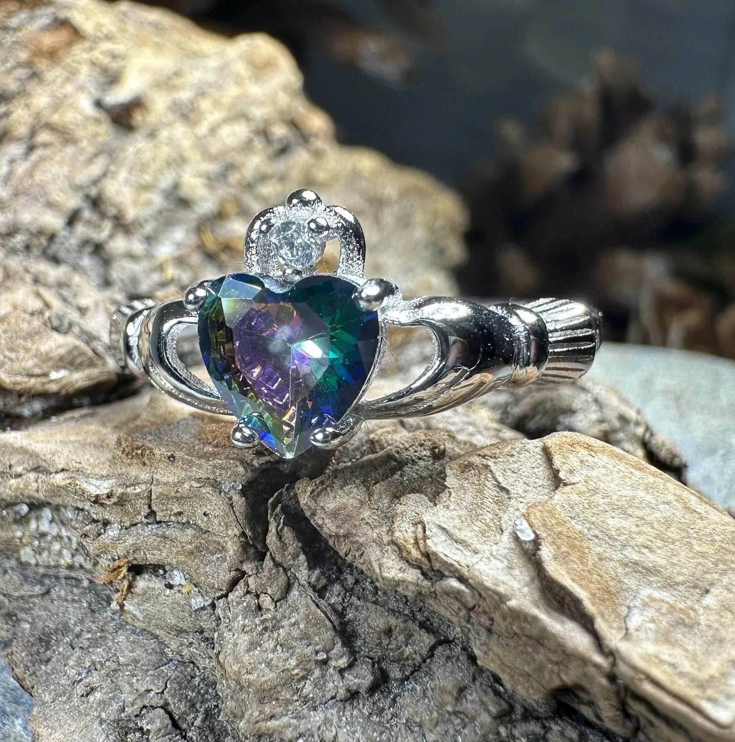 Dunmore Claddagh Ring - 4