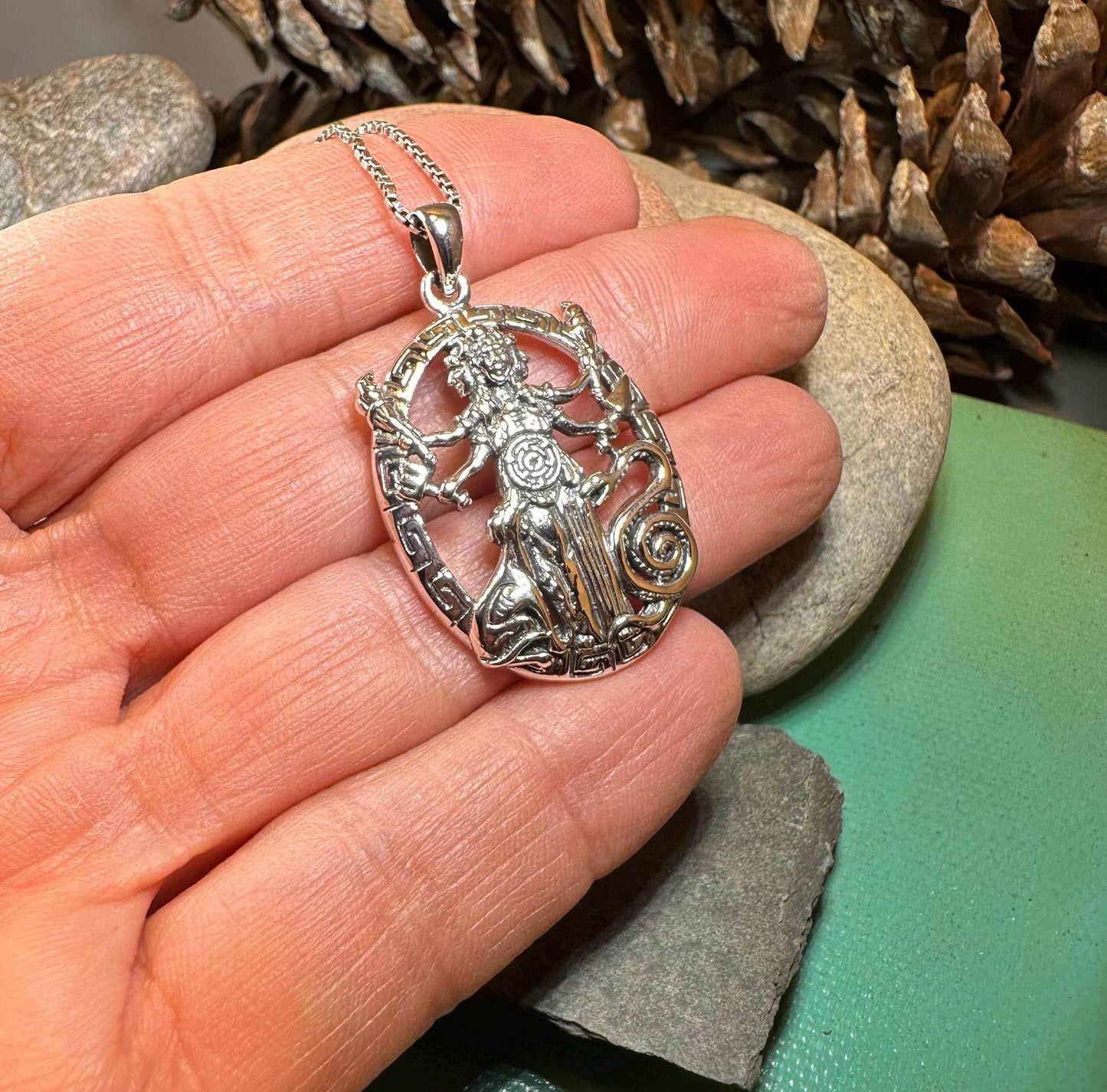 Hecate Wheel Necklace - 18
