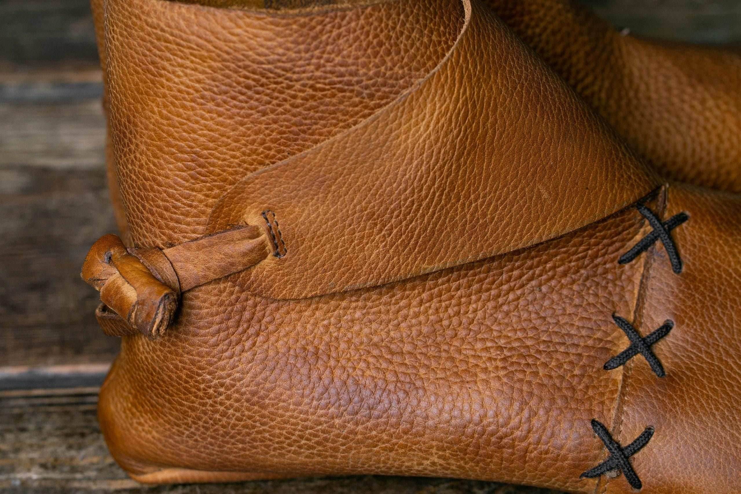 Handmade Leather pastalas (unisex) - Acorn Distress