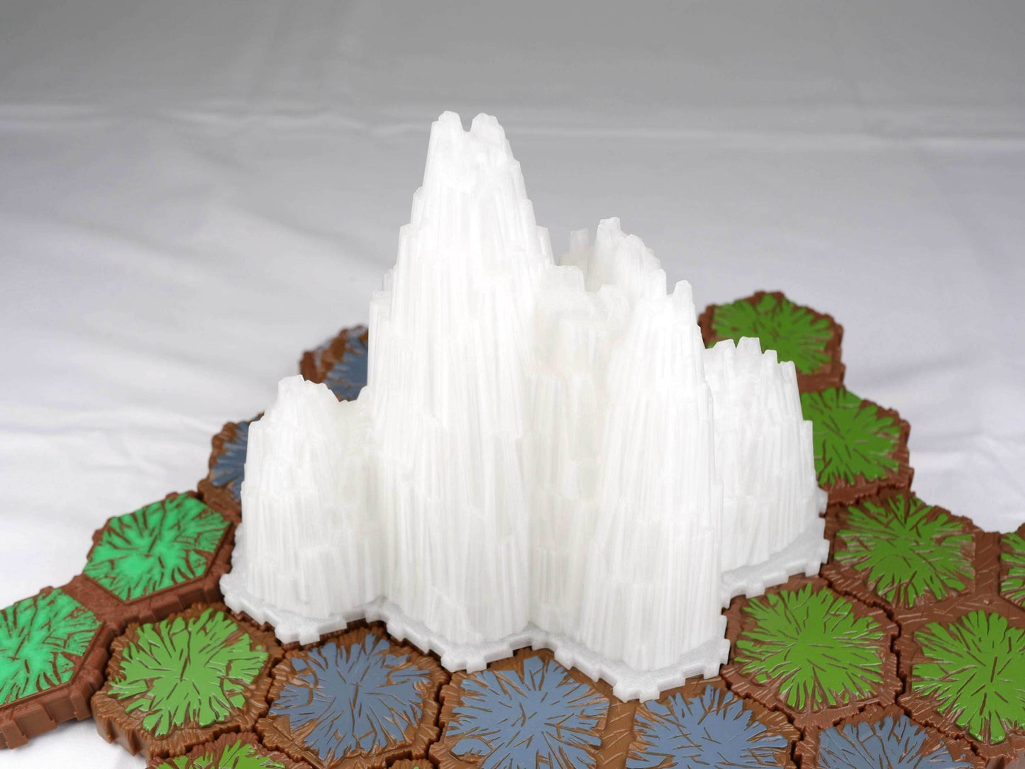 Large Outcrop Hero Scape Single Hex Obstacle | Tabletop Terrain Structure Piece | Miniature Board Game | DnD Role Play Game for heroscape - Iceberg (Clear)